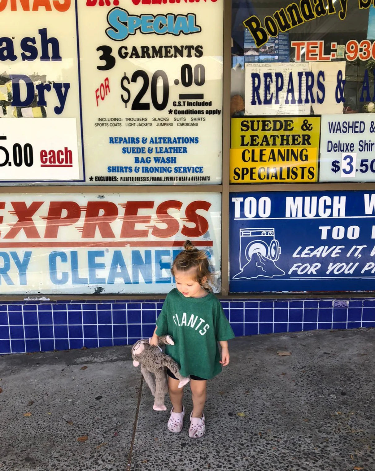 PLANTS TEE - KALE GREEN