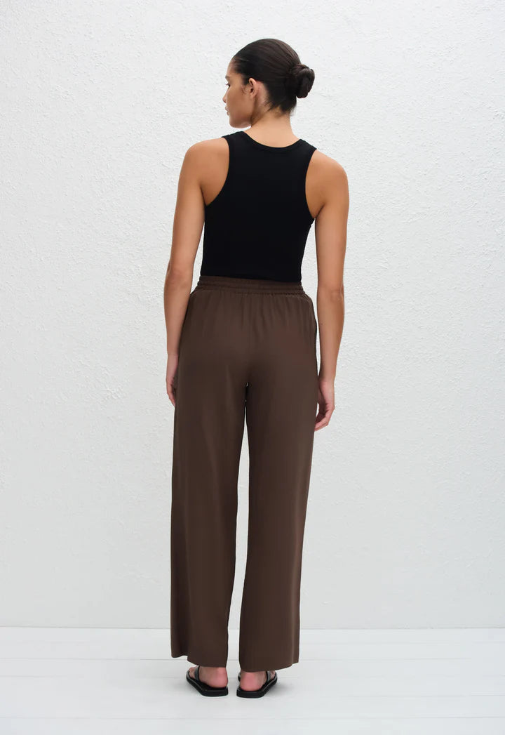 DRAWSTRING TROUSER - TRUFFLE