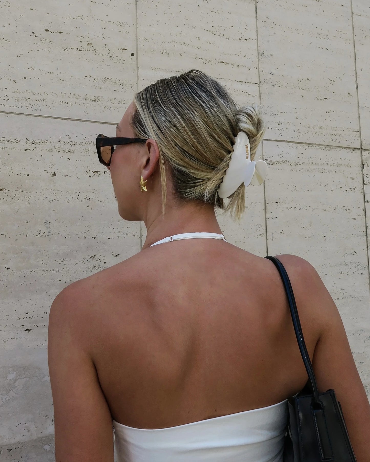 SIGNATURE CLAW CLIP - CREME