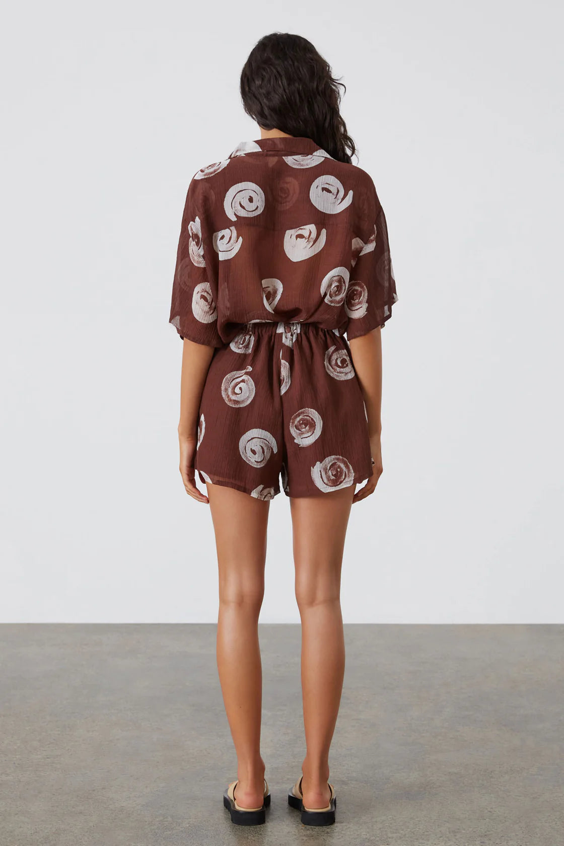 COCOA SWIRL TEXTURED SHORT - COCOA SWIRL