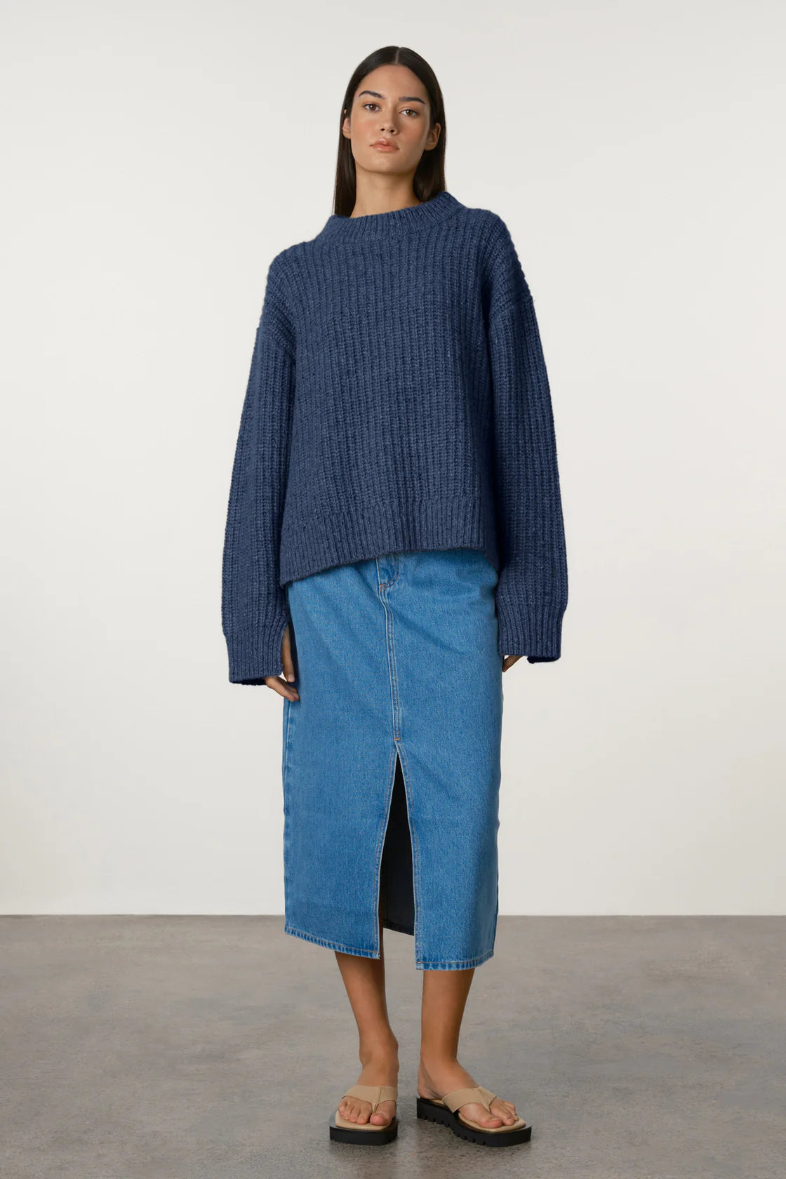 MERINO WOOL BLEND KNIT JUMPER - INDIGO BLUE