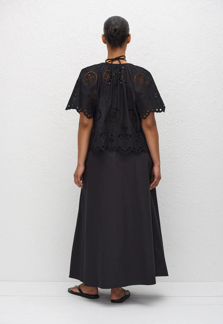 BRODERIE BLOUSE - BLACK