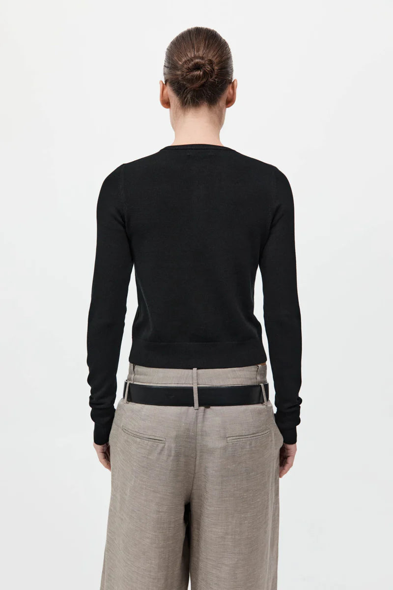 CLASSIC CARDIGAN - BLACK