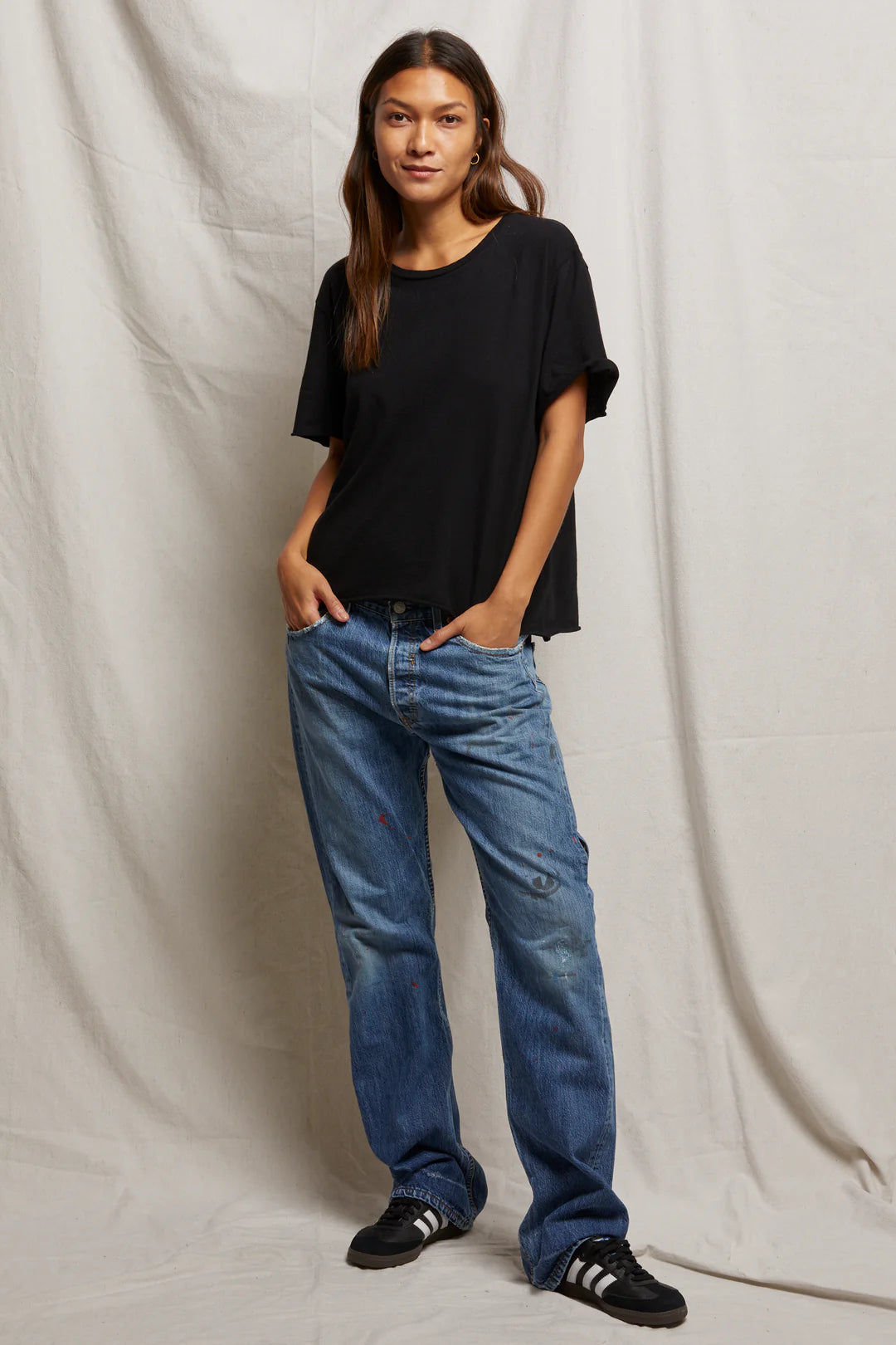 EDDIE OVERSIZED BOXY CREW - TRUE BLACK