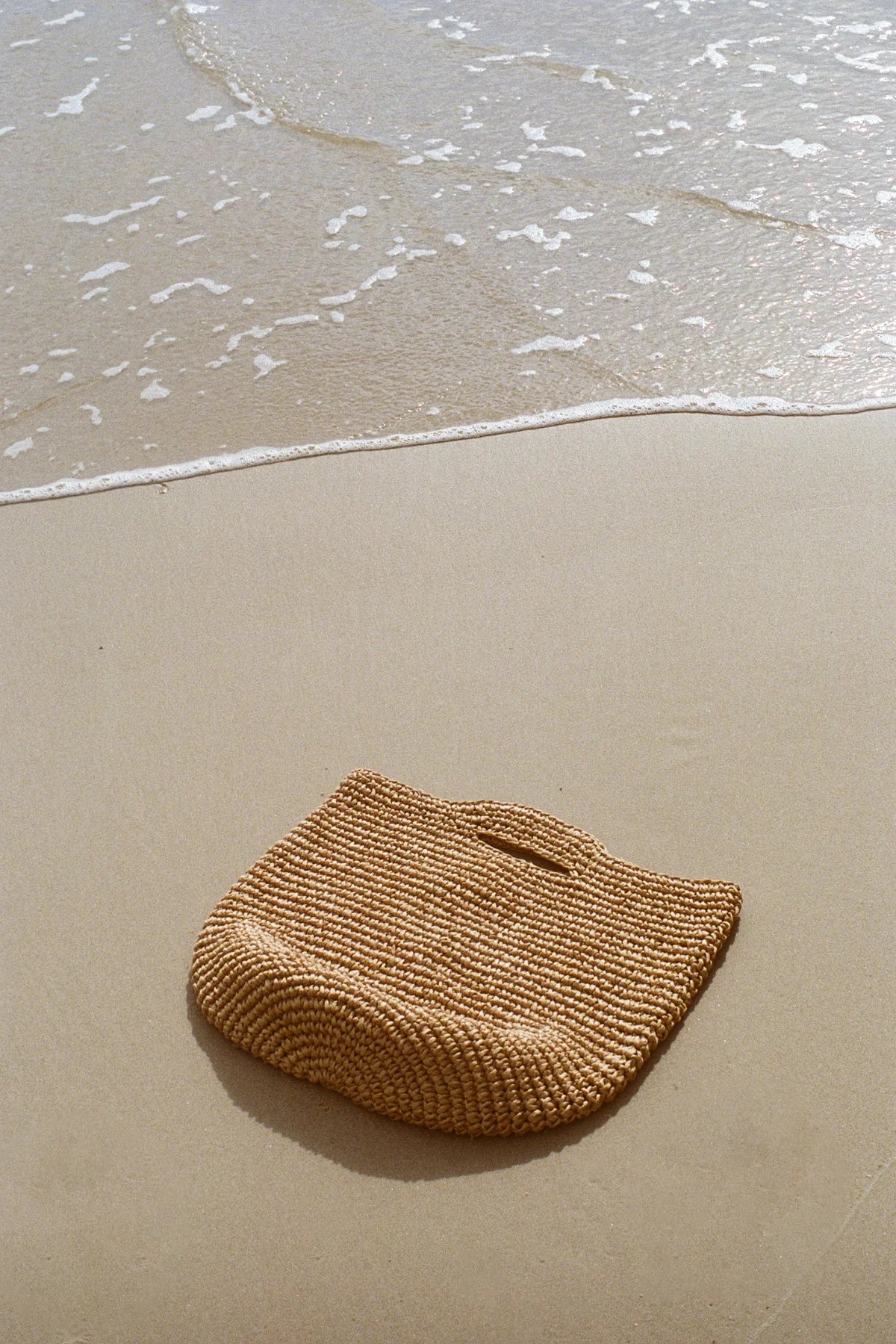 NATURAL ROUND STRAW BAG - NATURAL