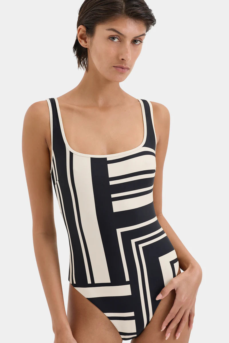 PIETRA ONE PIECE - MILANO NERO