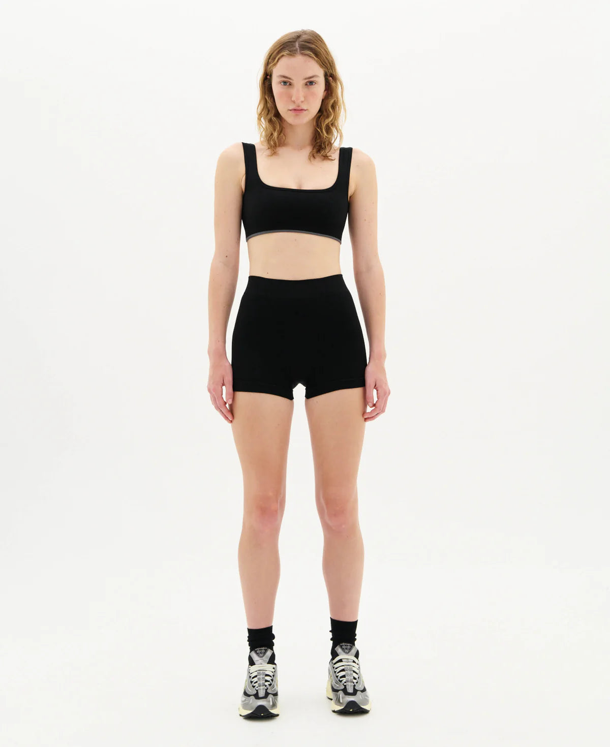 M17 CLASSIC WOOL MICRO SHORT - BLACK