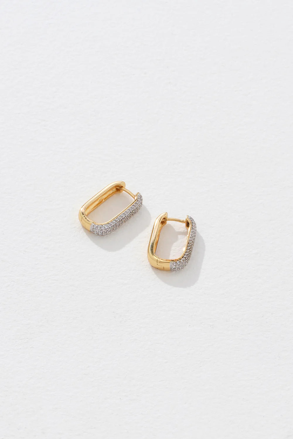 SAINTE EARRINGS MEDIUM - GOLD