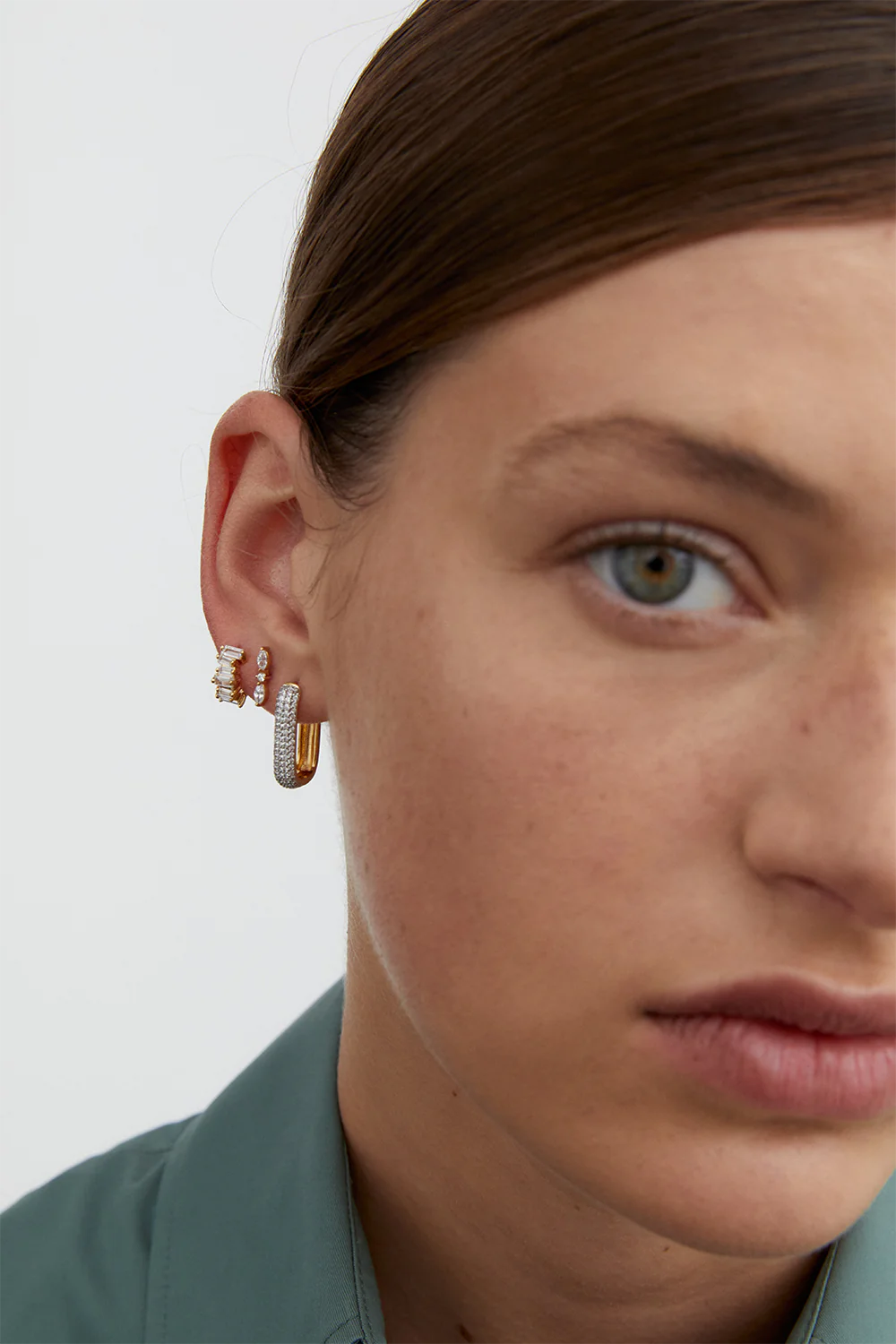 SAINTE EARRINGS MEDIUM - GOLD