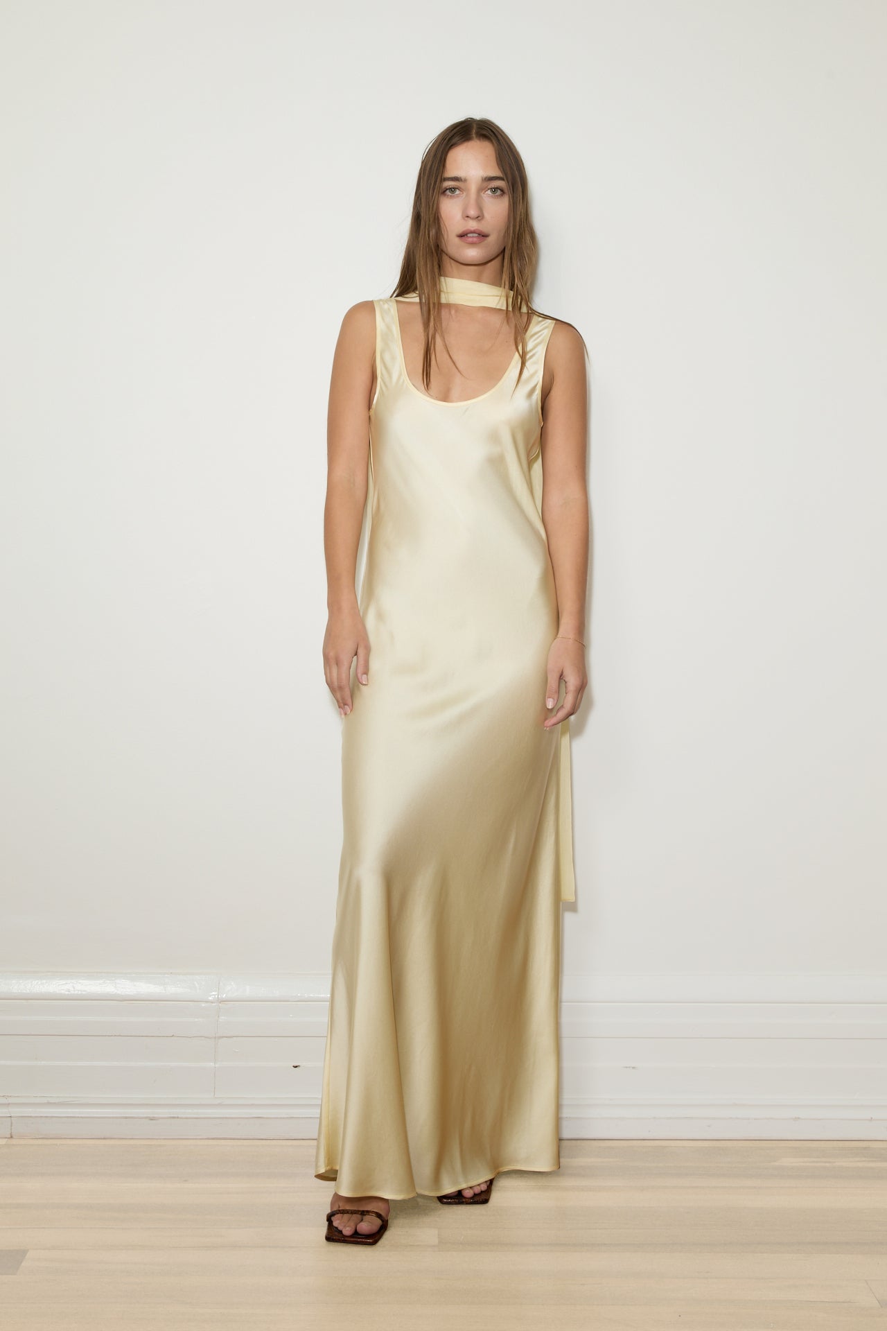 SCOOP NECK MAXI - BUTTER YELLOW
