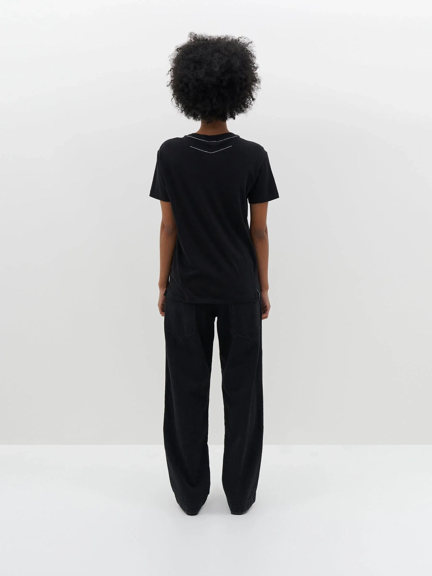 REGULAR CLASSIC S/S T SHIRT - BLACK