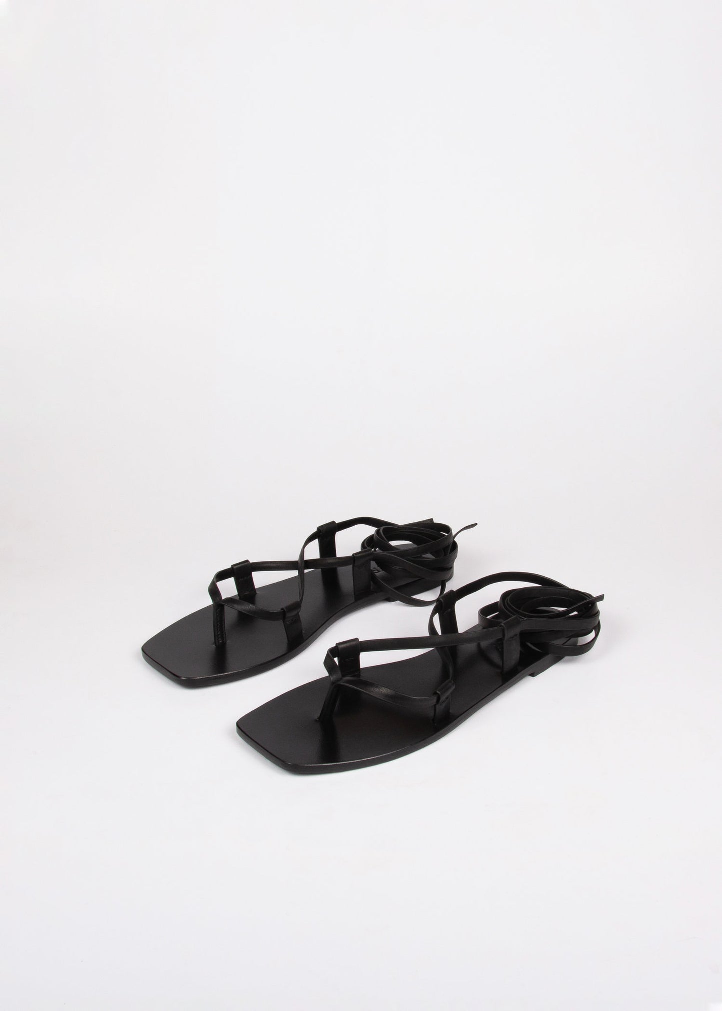 FINNLEY SANDAL - BLACK