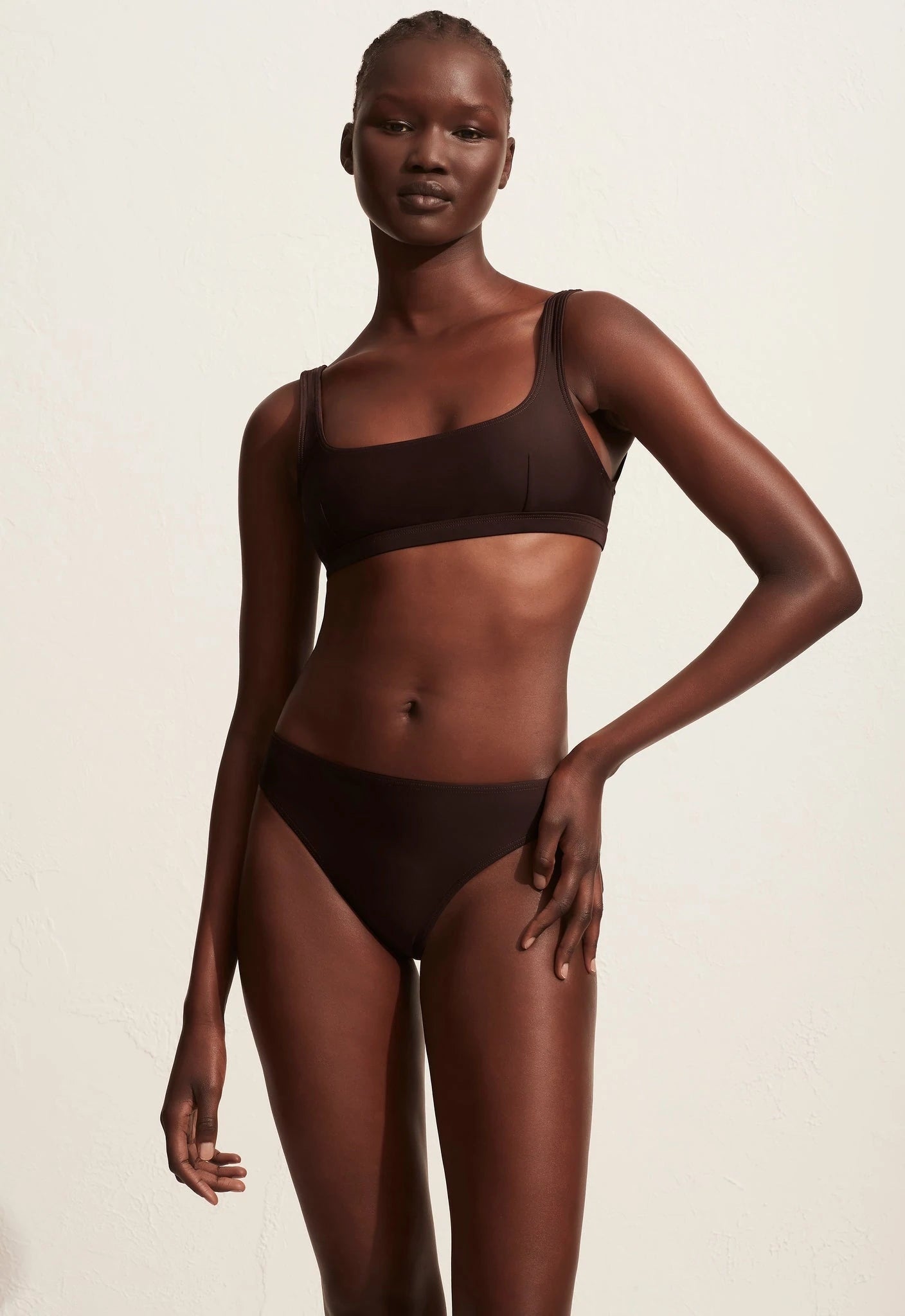 NINETIES HIGH WAIST BRIEF - CAROB