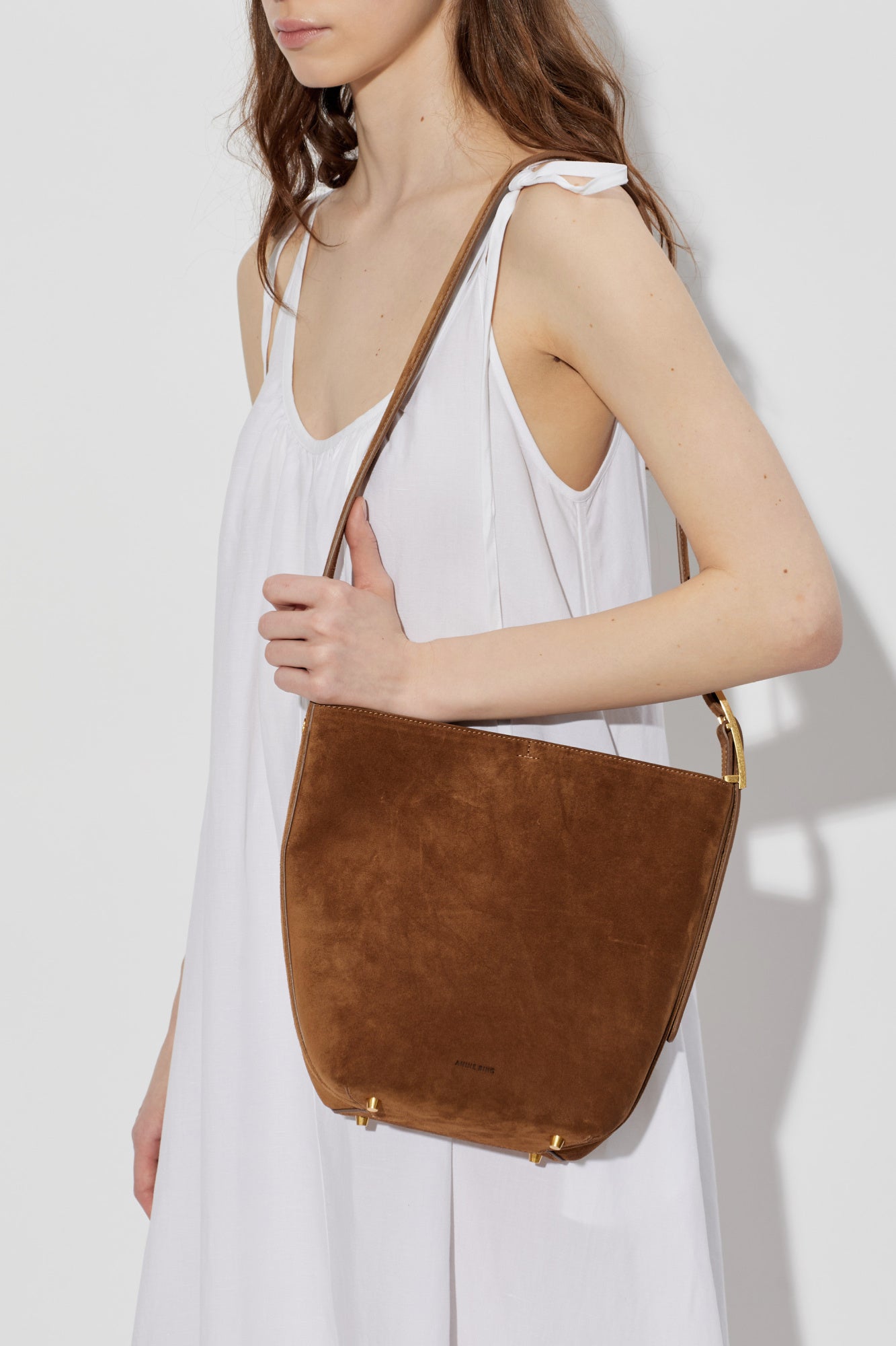 ELLY LARGE BUCKET BAG - SUEDE TOBACCO
