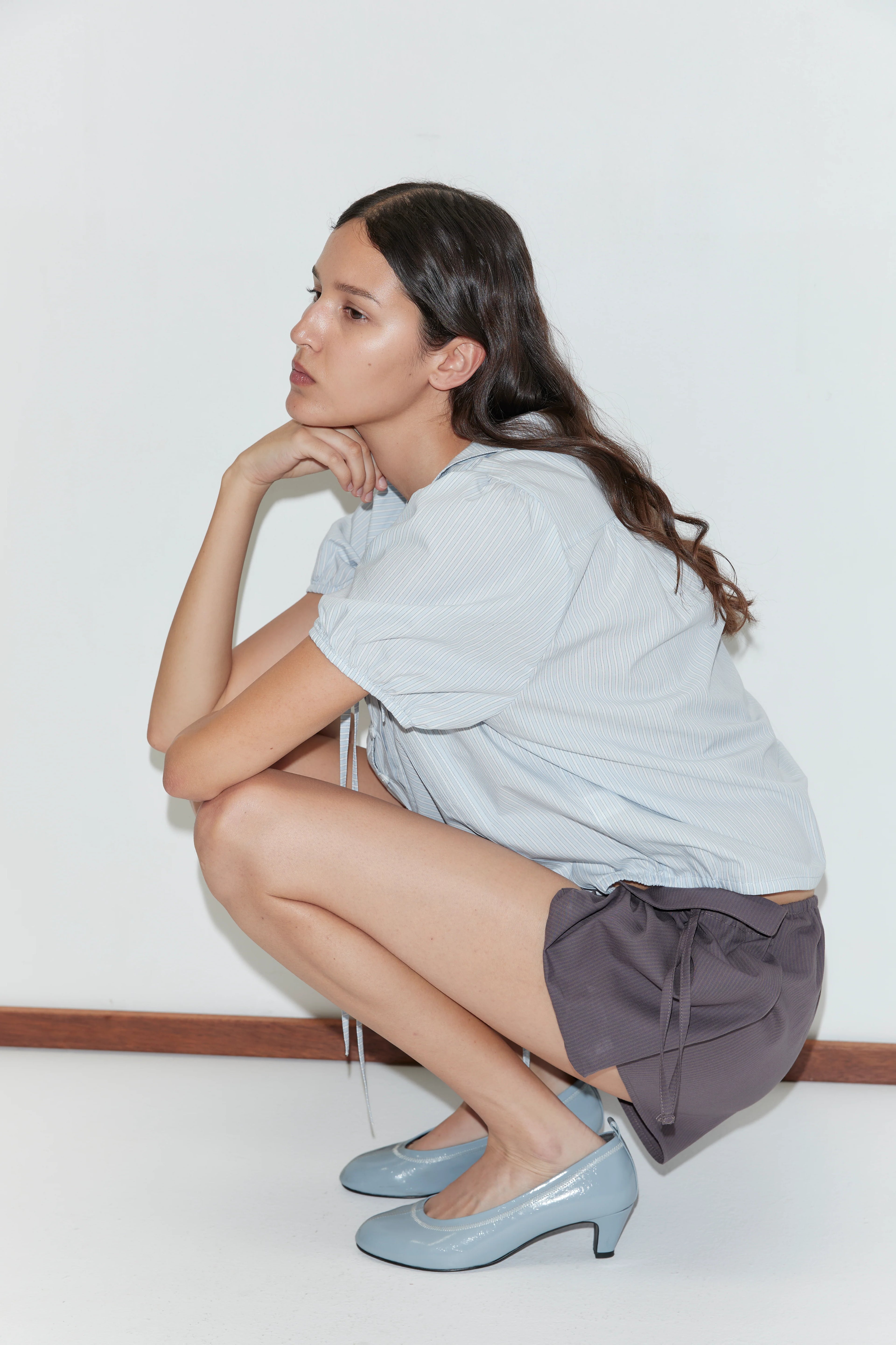 (PRE-ORDER) FINE COLLAR TOP - MIST STRIPE