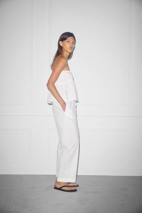 THE EASE TROUSER - WHITE