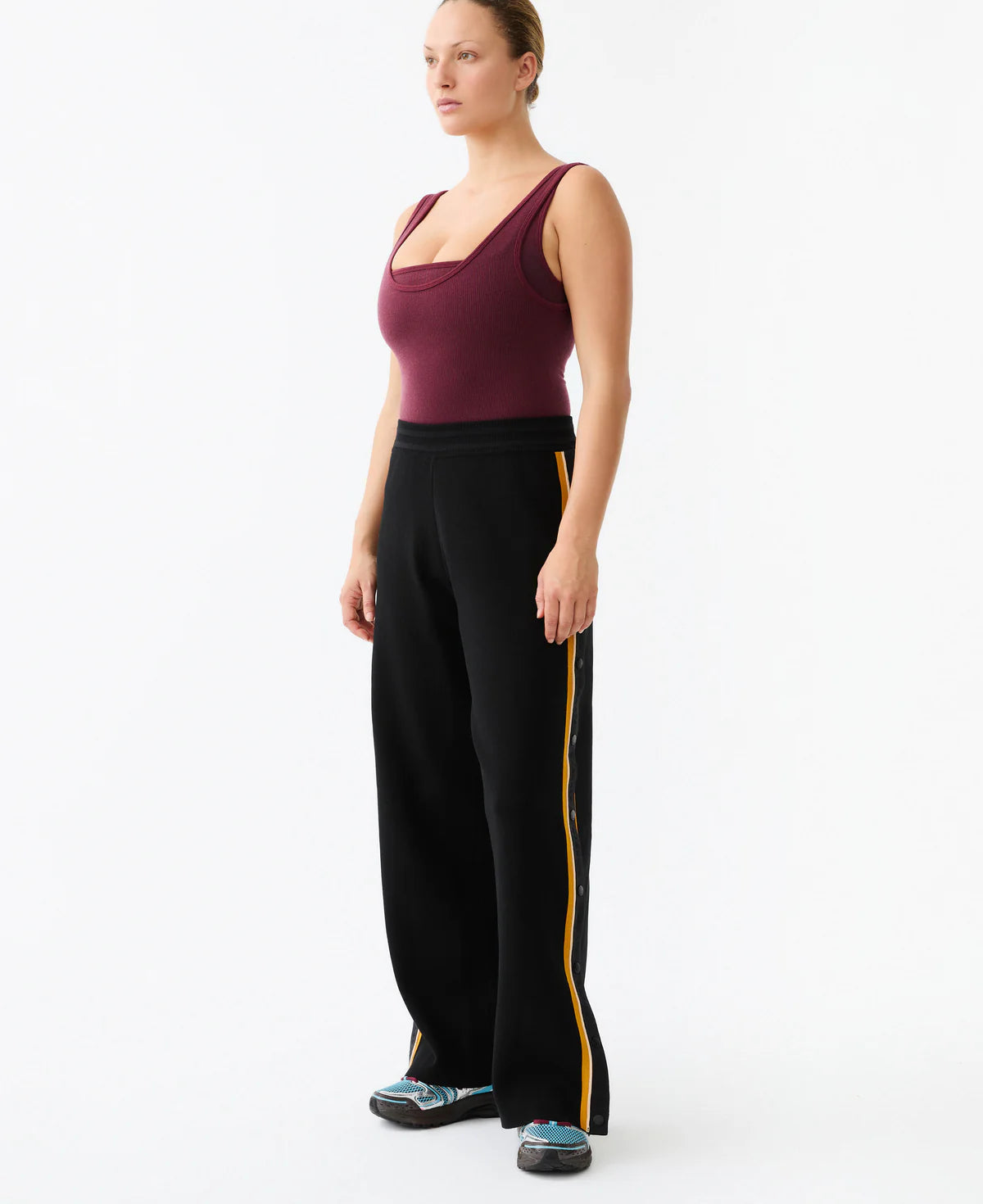 ORGANIC SIDE SNAP TRACKPANT - BLACK