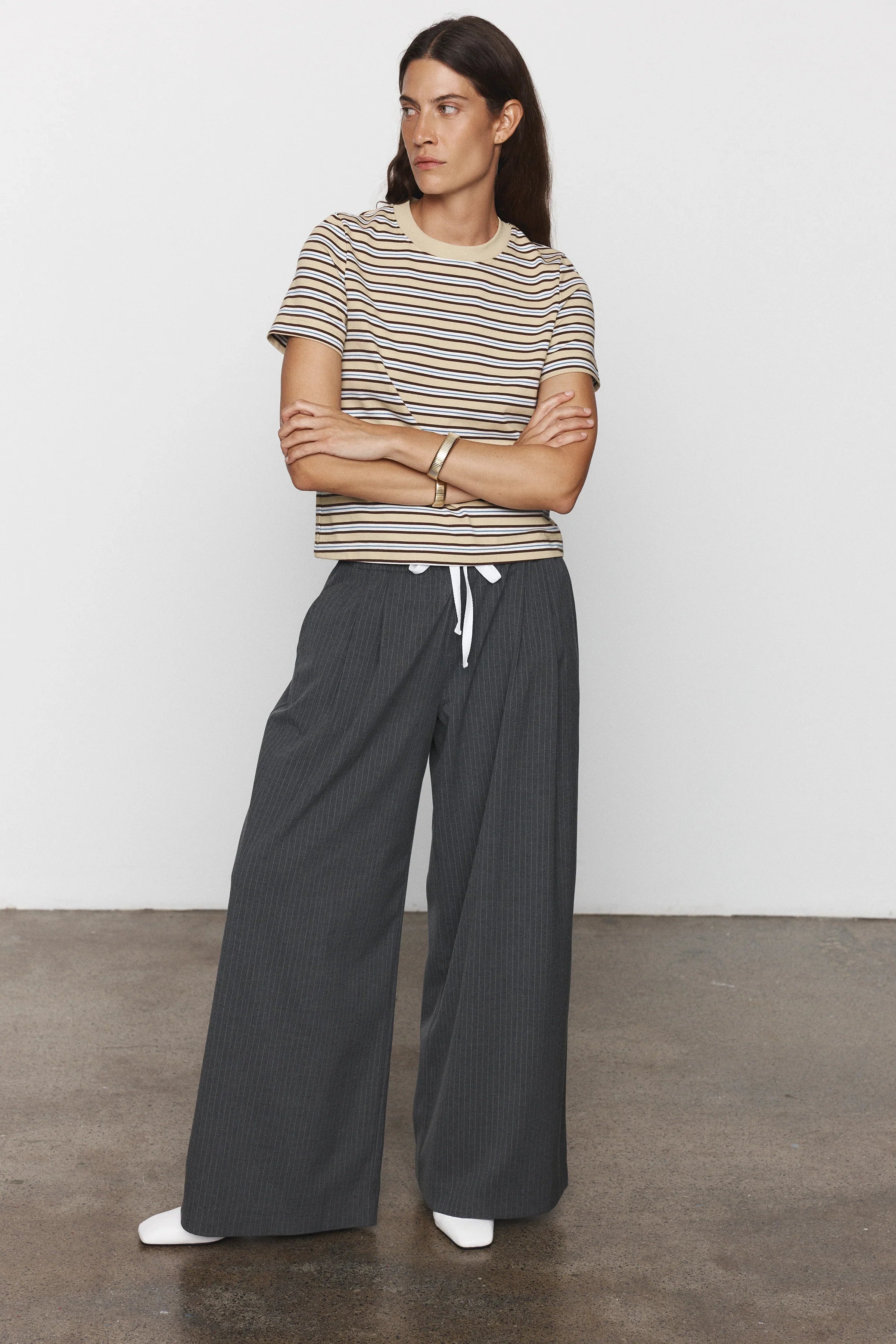 SUKI TEE - CREAM