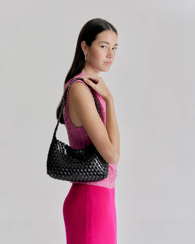 (PRE-ORDER) LUCA WOVEN SHOULDER BAG - BLACK GLOSSY CRINKLE