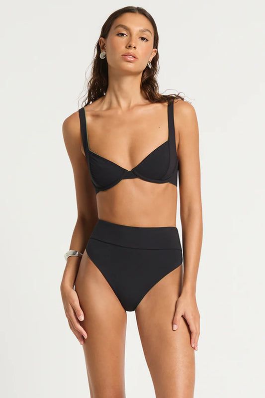 (PRE-ORDER) RAYA BRIEF - MARTINI/BLACK