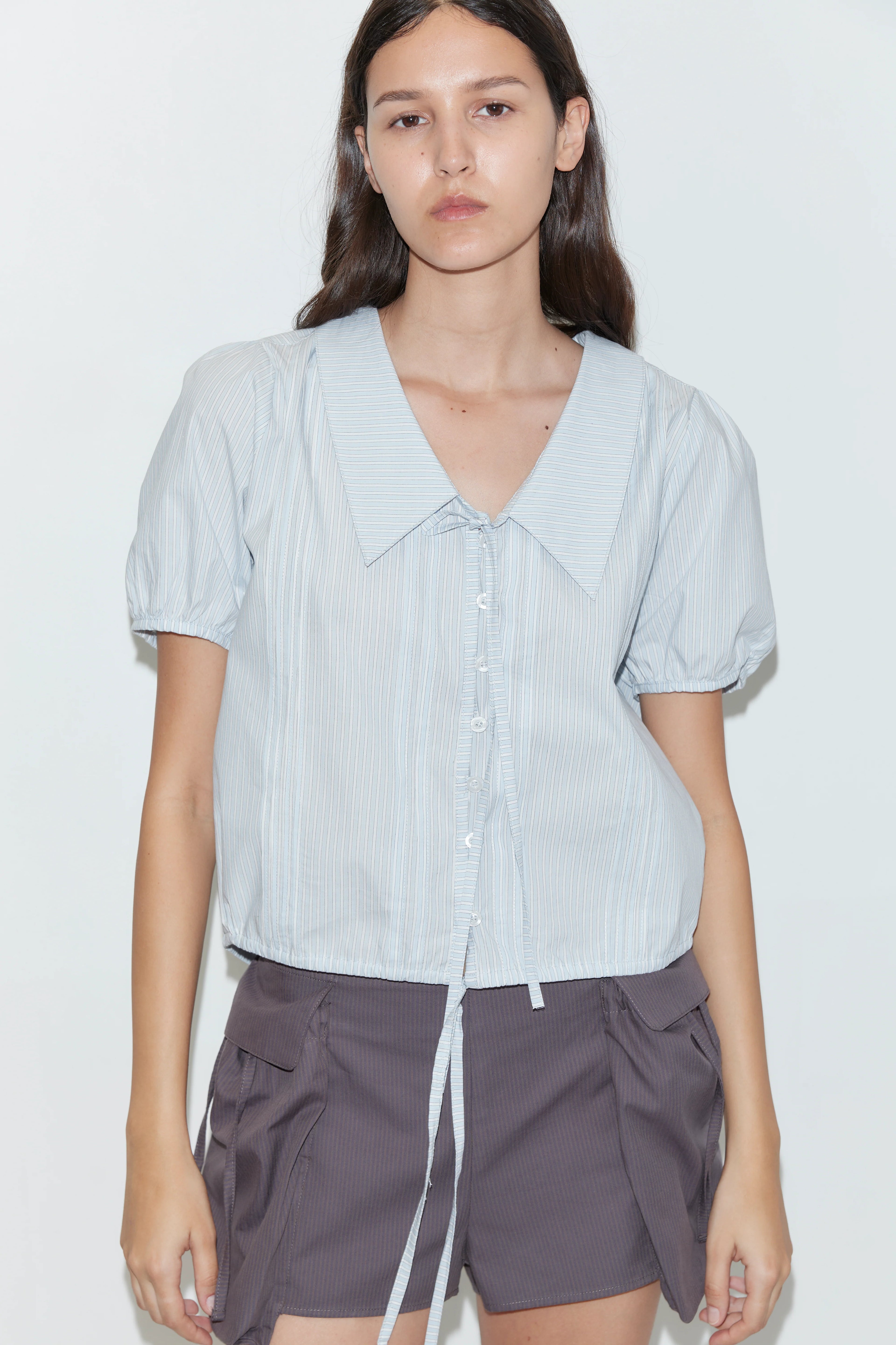 (PRE-ORDER) FINE COLLAR TOP - MIST STRIPE