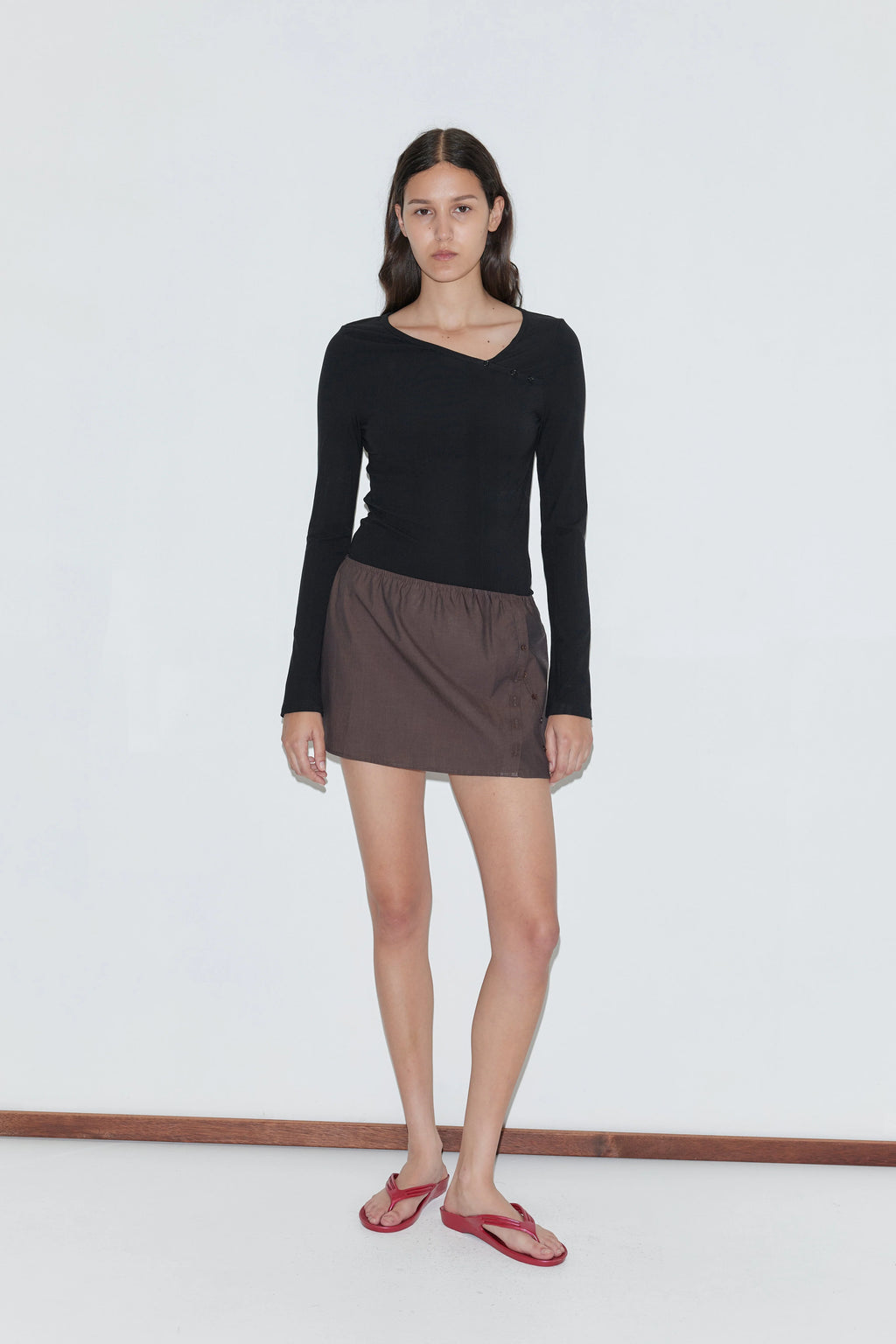 PLEAT SPLIT SKIRT - TOAST