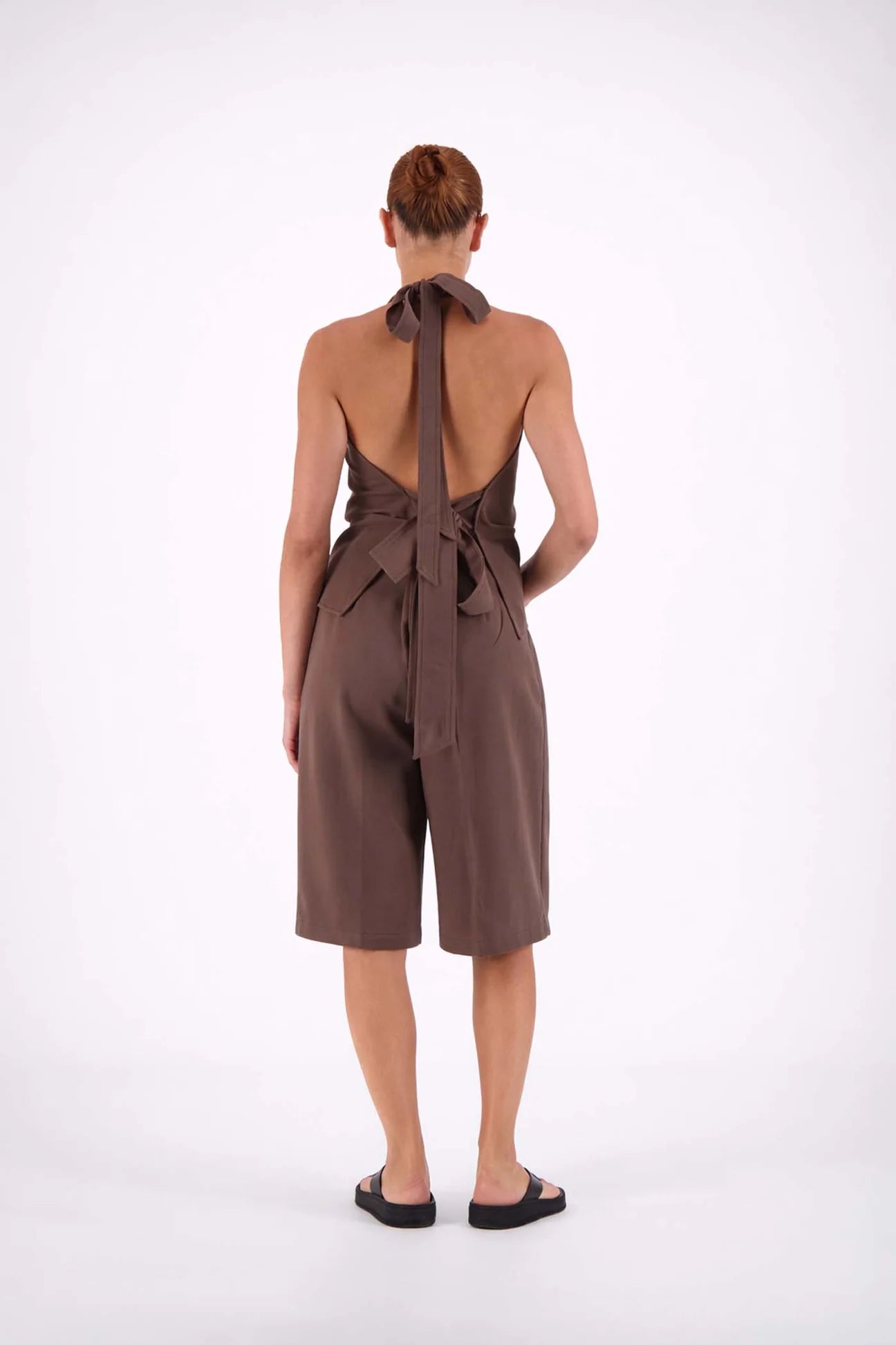 (PRE-ORDER) ESTELLE BERMUDA SHORT - TAUPE