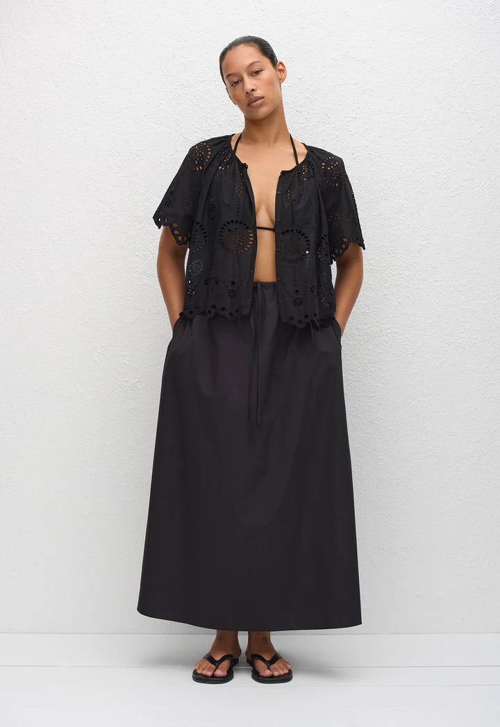 BRODERIE BLOUSE - BLACK