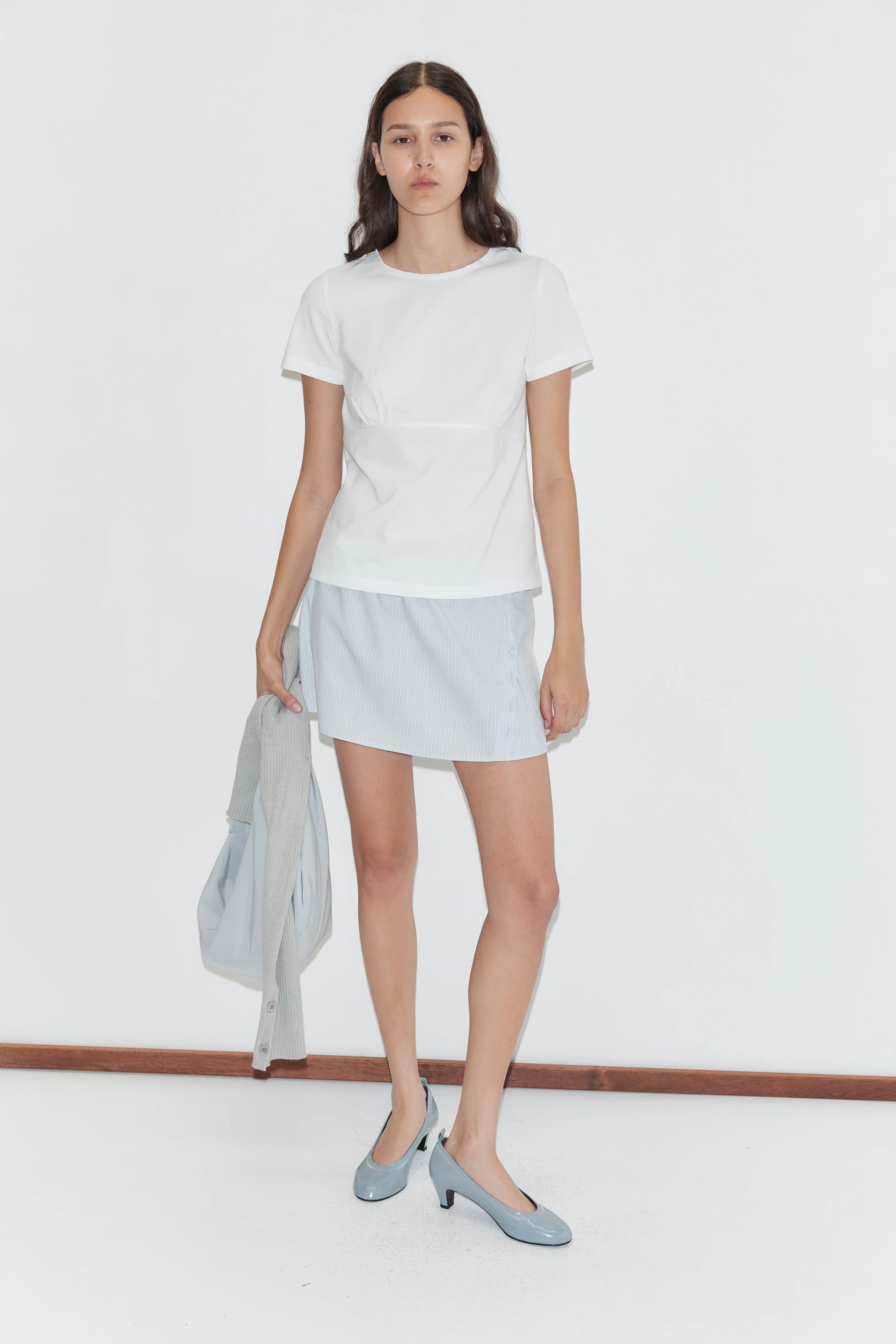 (PRE-ORDER) PLEAT SPLIT SKIRT - MIST STRIPE