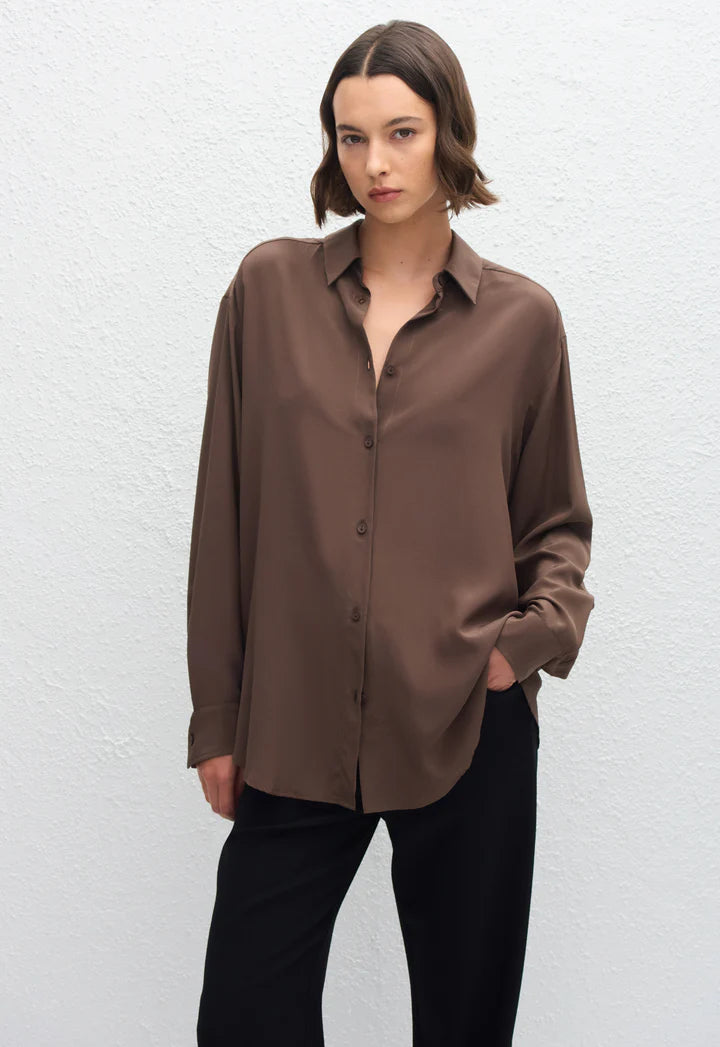 LONG SLEEVE SILK SHIRT - TRUFFLE