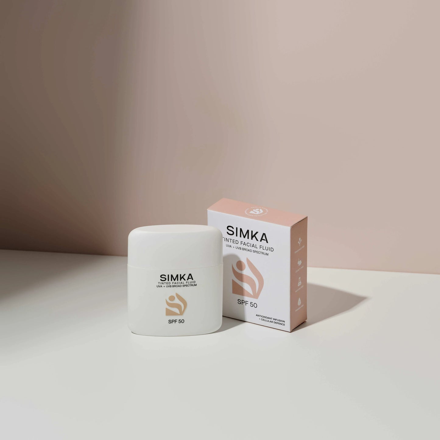 SIMKA TINTED FACIAL FLUID SPF 50