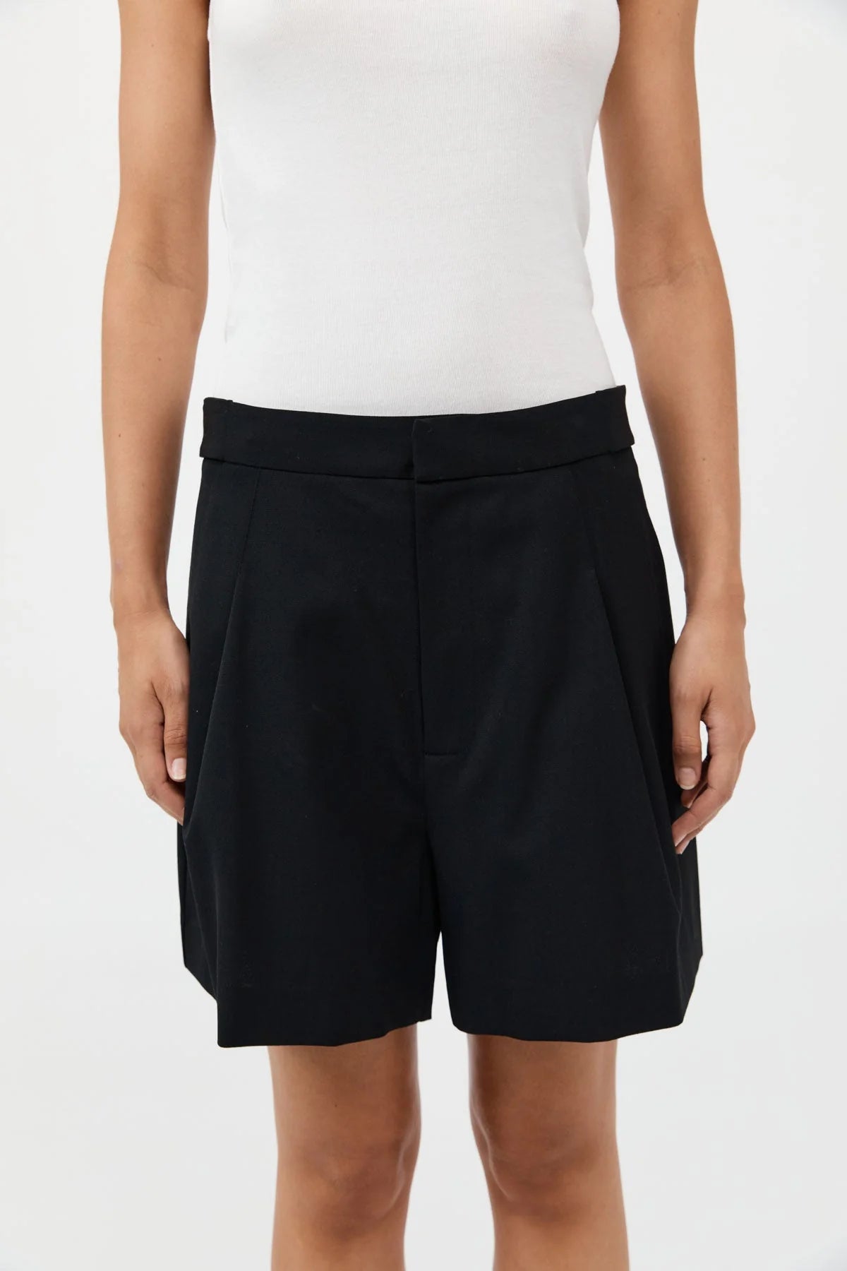 ADJUSTABLE SHORTS - BLACK