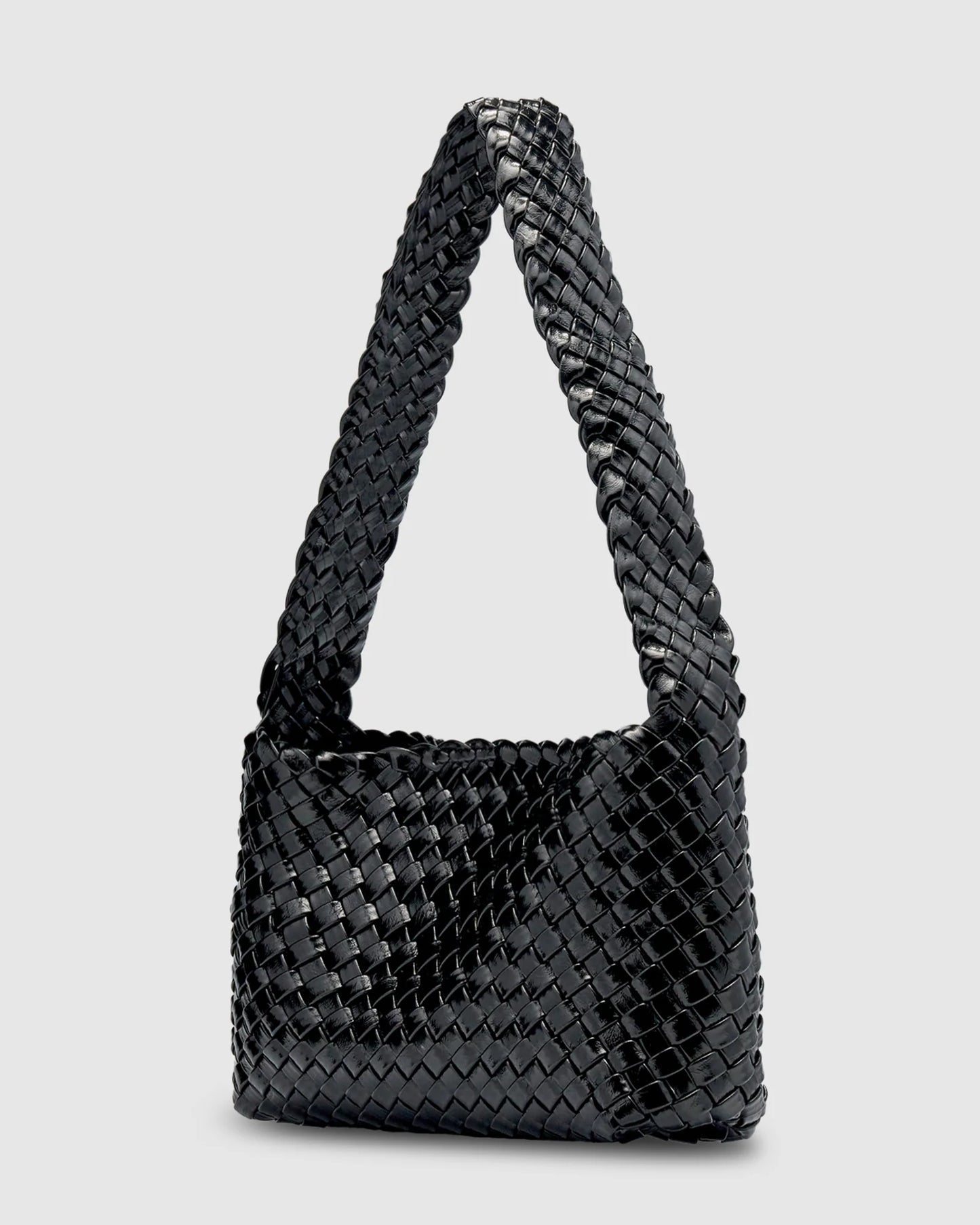 (PRE-ORDER) LUCA WOVEN SHOULDER BAG - BLACK GLOSSY CRINKLE