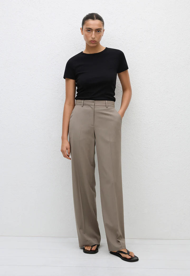 RELAXED TAILORED TROUSER - TAUPE
