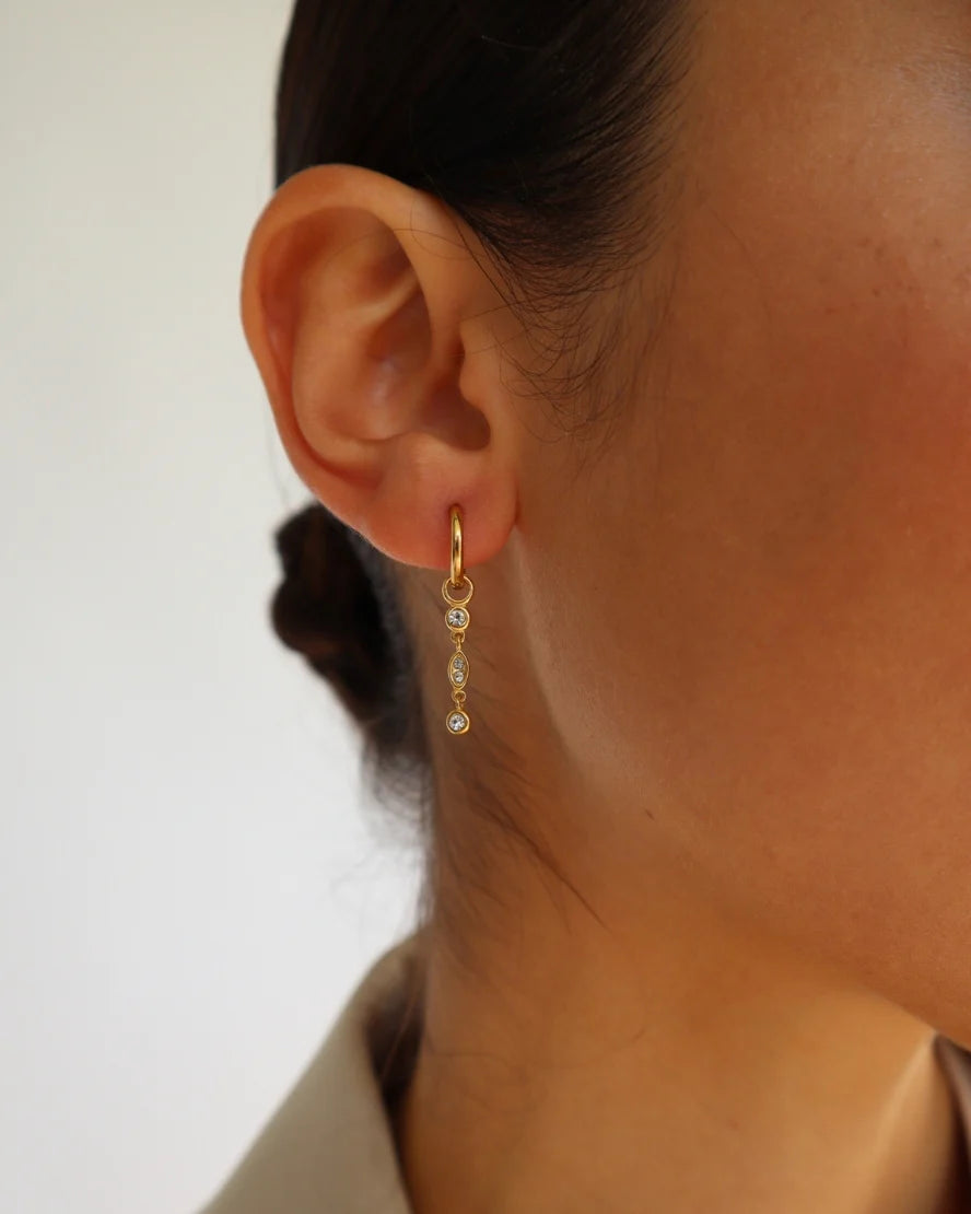 (PRE-ORDER) SHARISE EARRINGS - GOLD/CRYSTAL