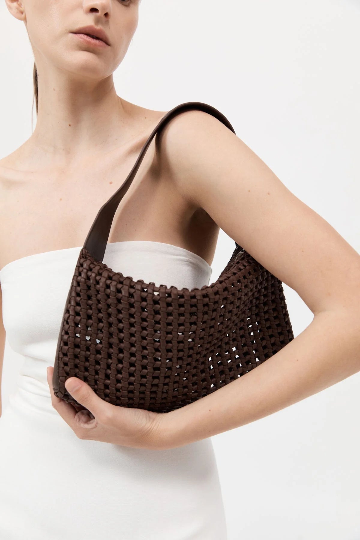 MACRAME MESH BAG - CHOCOLATE