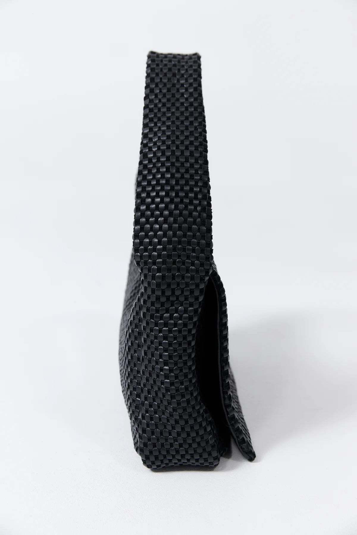 LATTICE EVERYDAY SATCHEL - BLACK