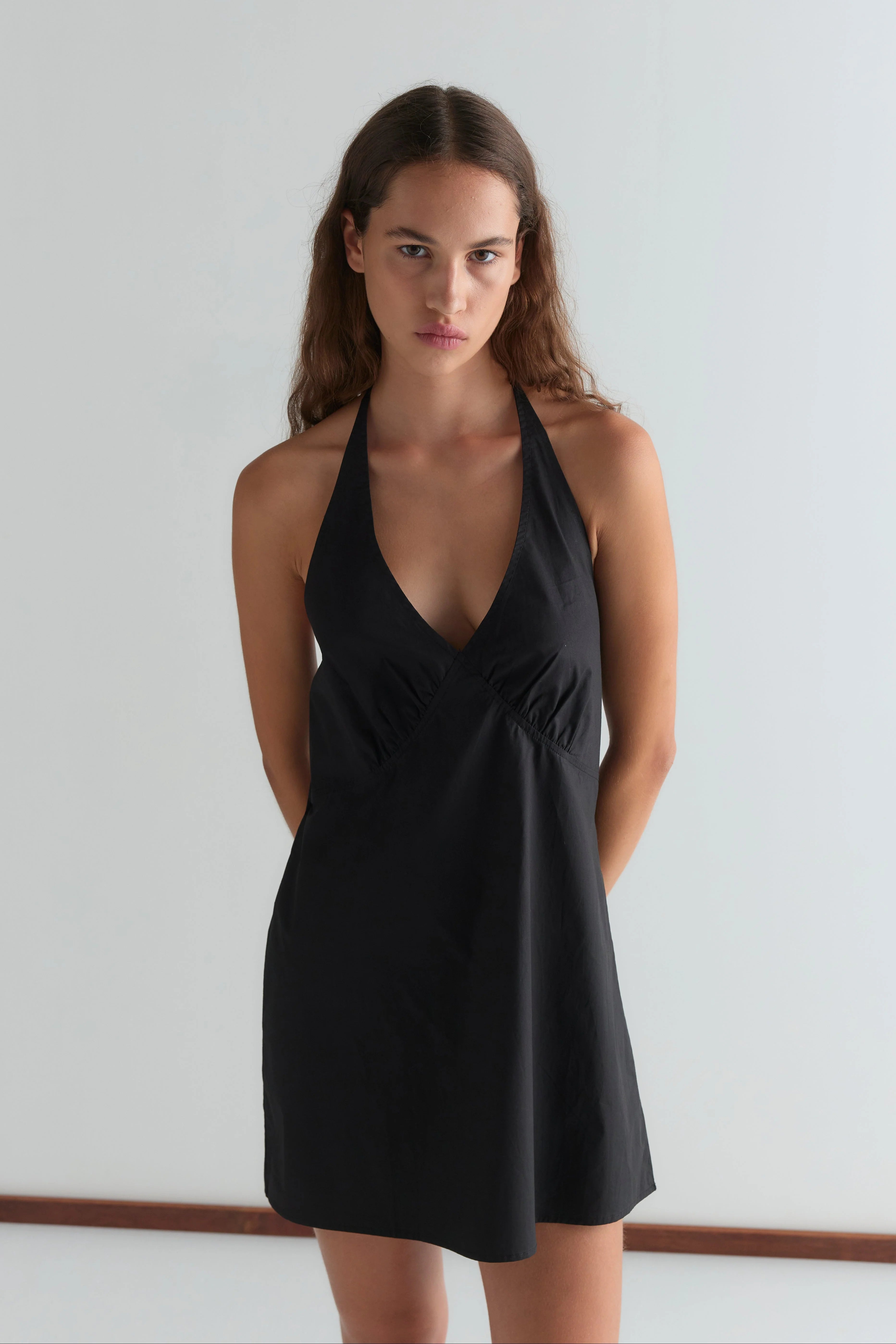 CINCHED HALTER DRESS - BLACK