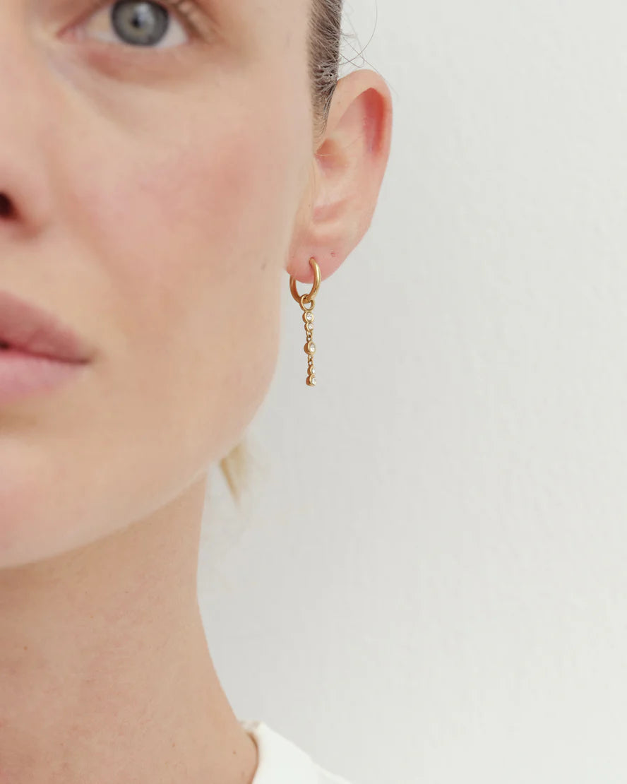 LILIBETH EARRINGS - GOLD.CRYSTAL
