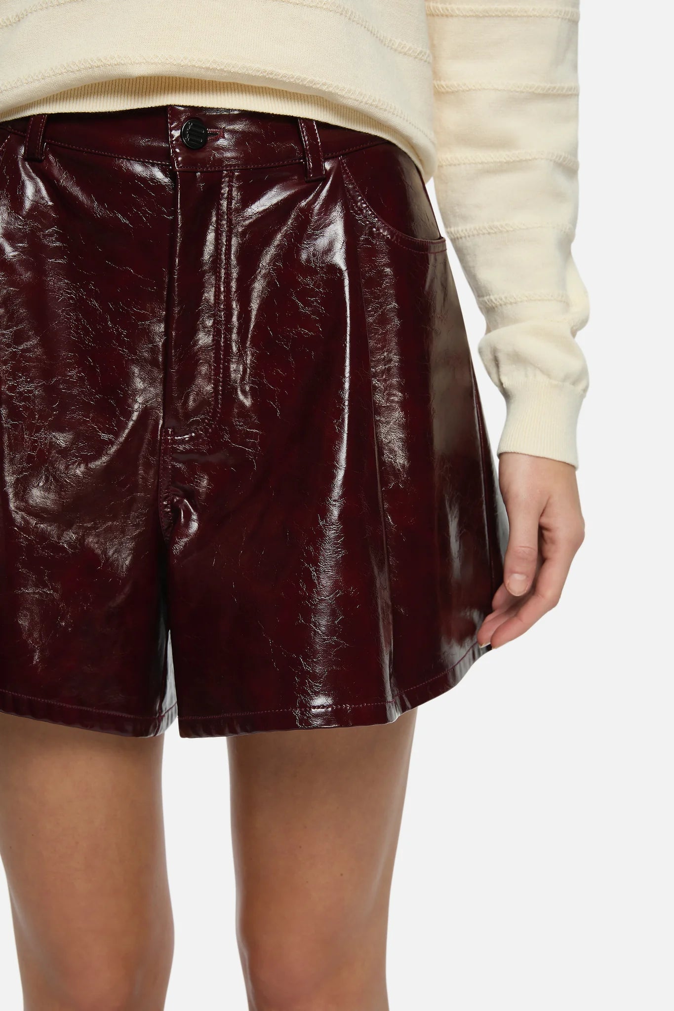 RITA SHORTS - BURGANDY