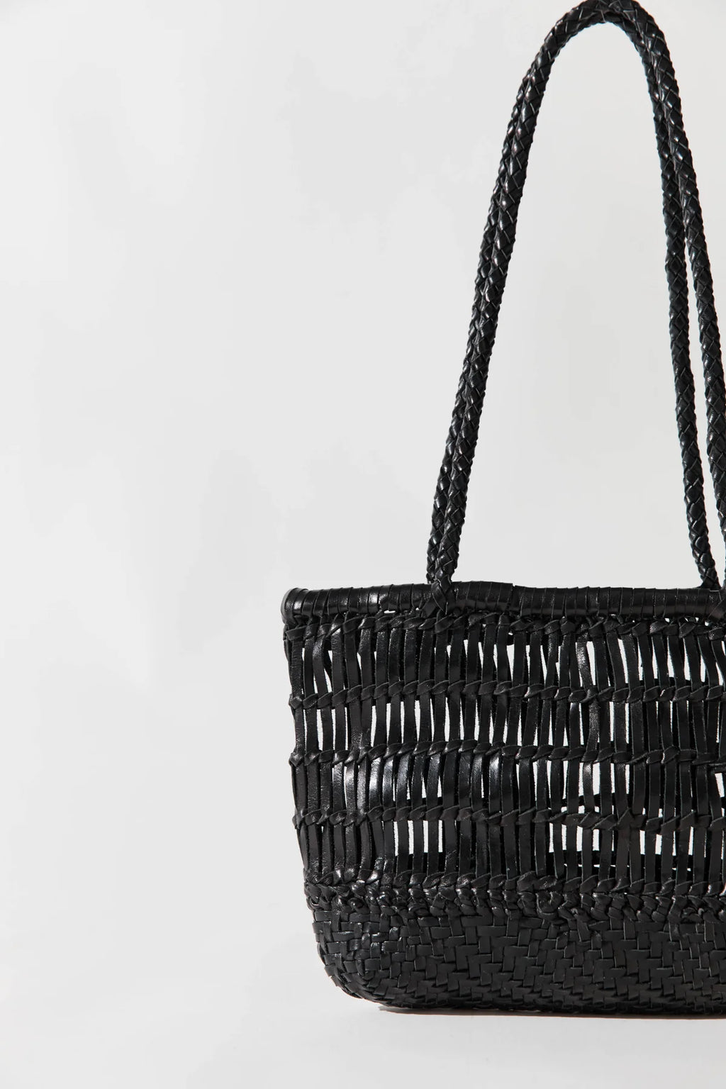 TEXTURED PETIT BAGU - BLACK