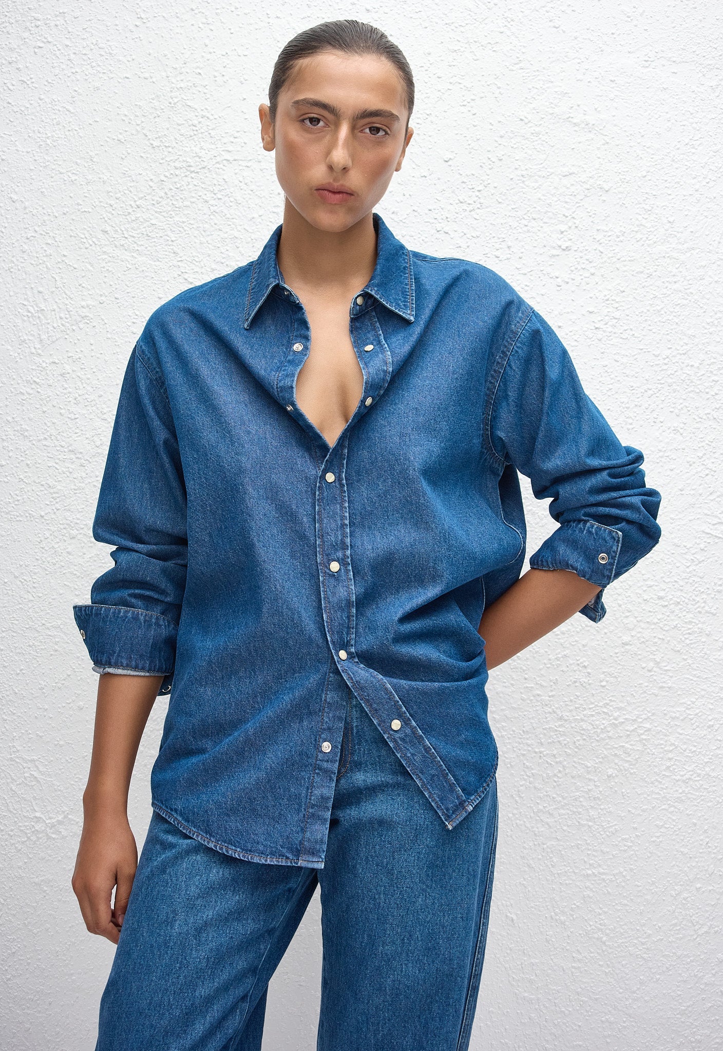(PRE-ORDER) DENIM SHIRT - CLASSIC WASH