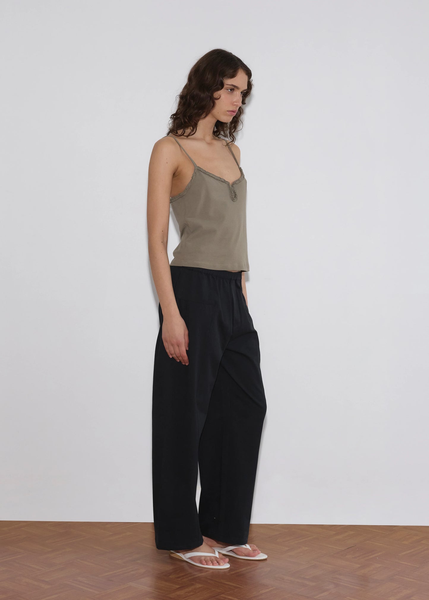(PRE-ORDER) THE PLEAT PANT - BLACK
