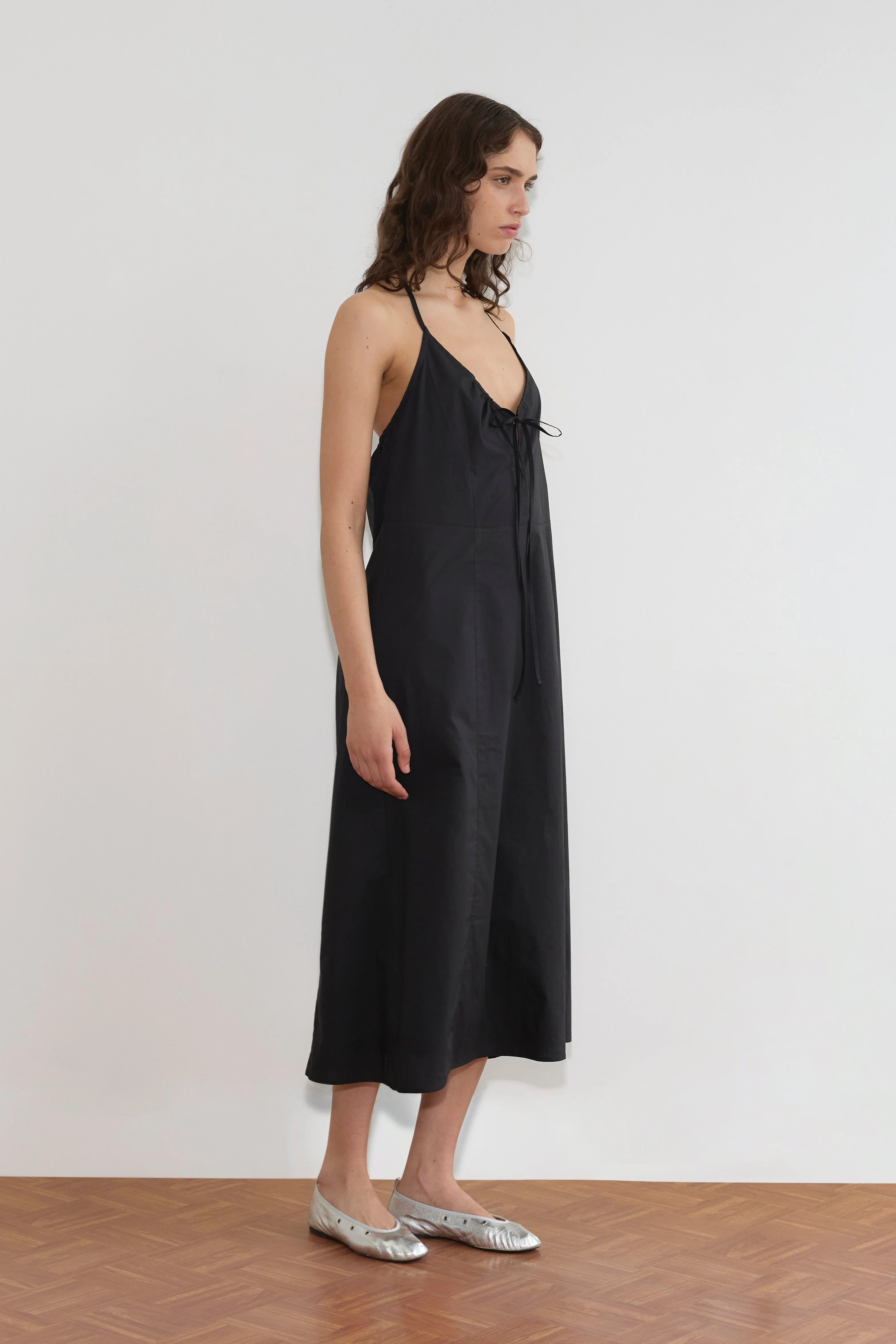 SEAMED HALTER DRESS - BLACK