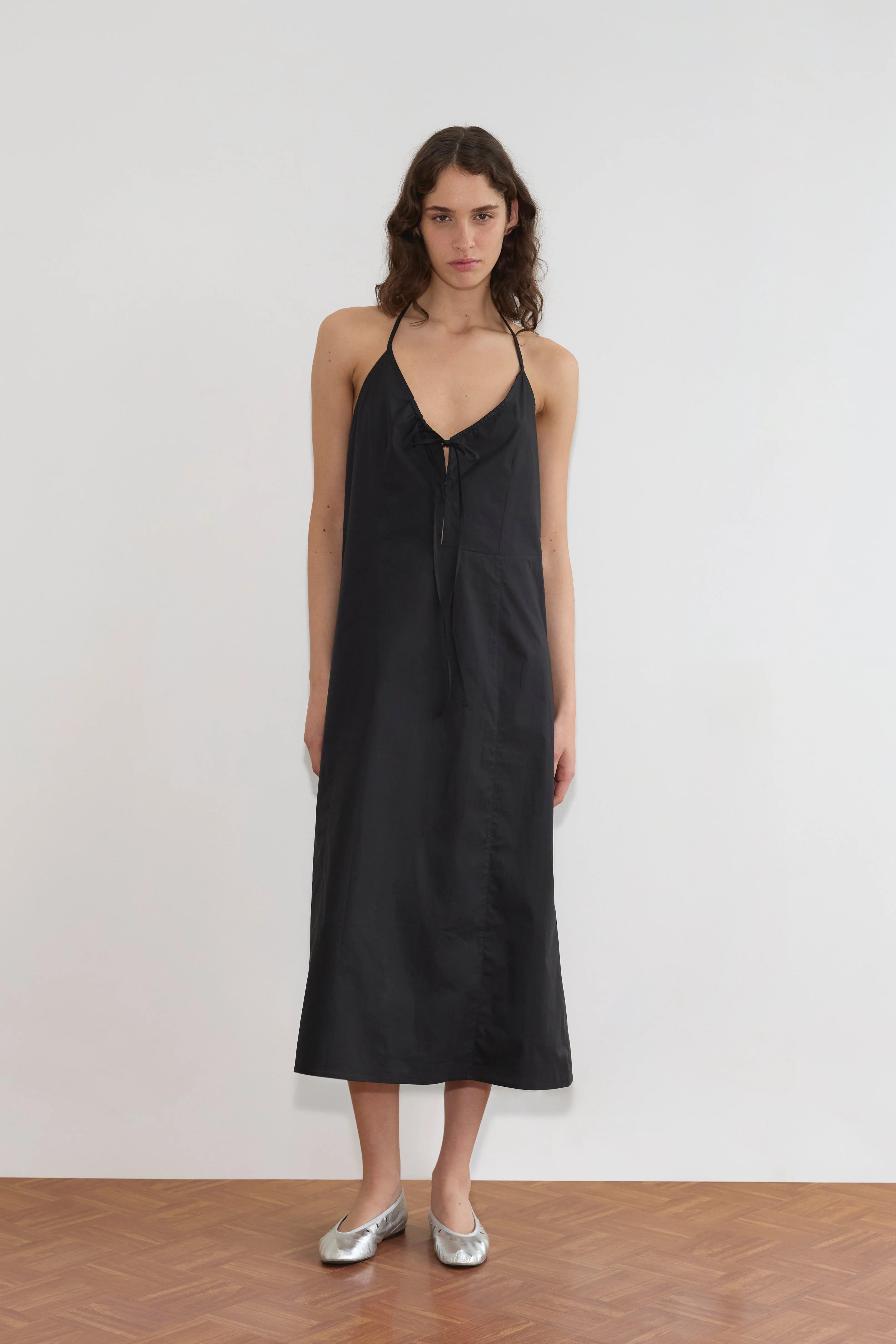 SEAMED HALTER DRESS - BLACK
