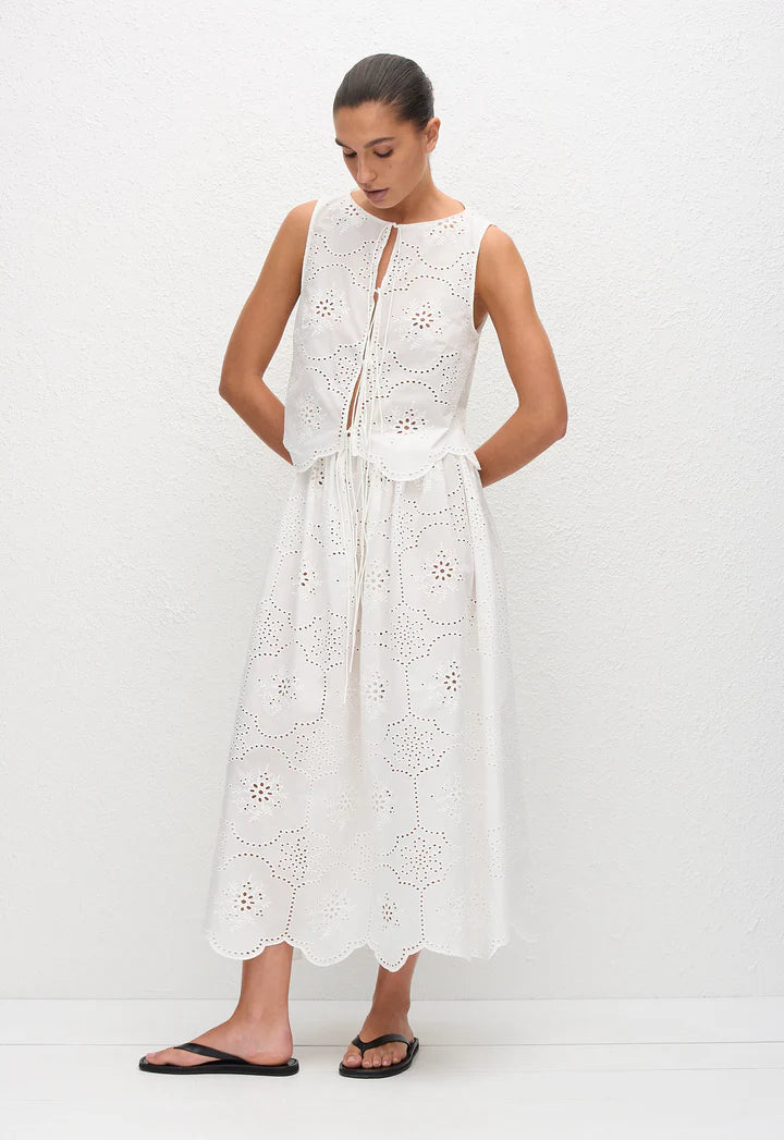 BRODERIE TIE BLOUSE - WHITE