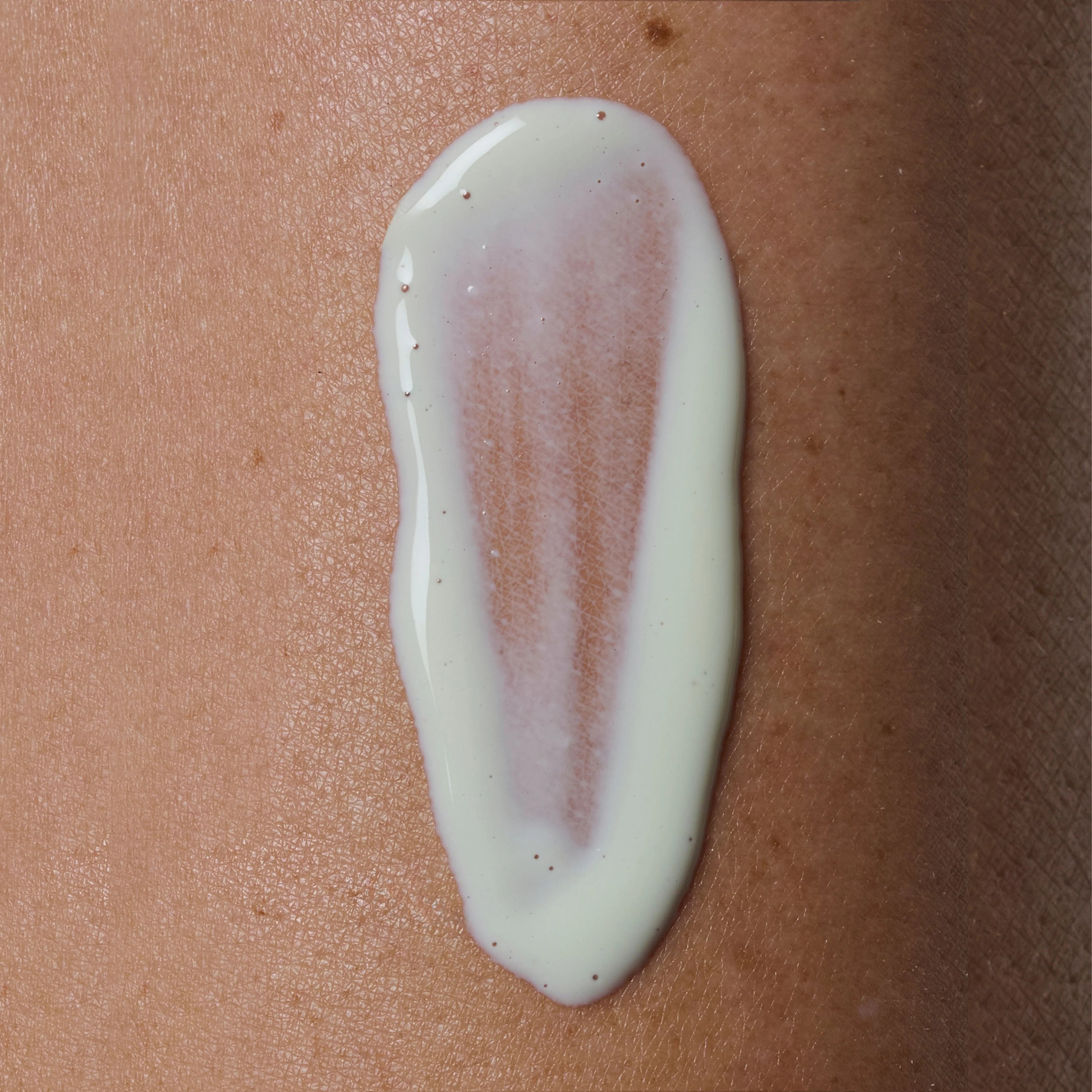SIMKA INVISIBALE FACIAL FLUID SPF 50 - 50ML