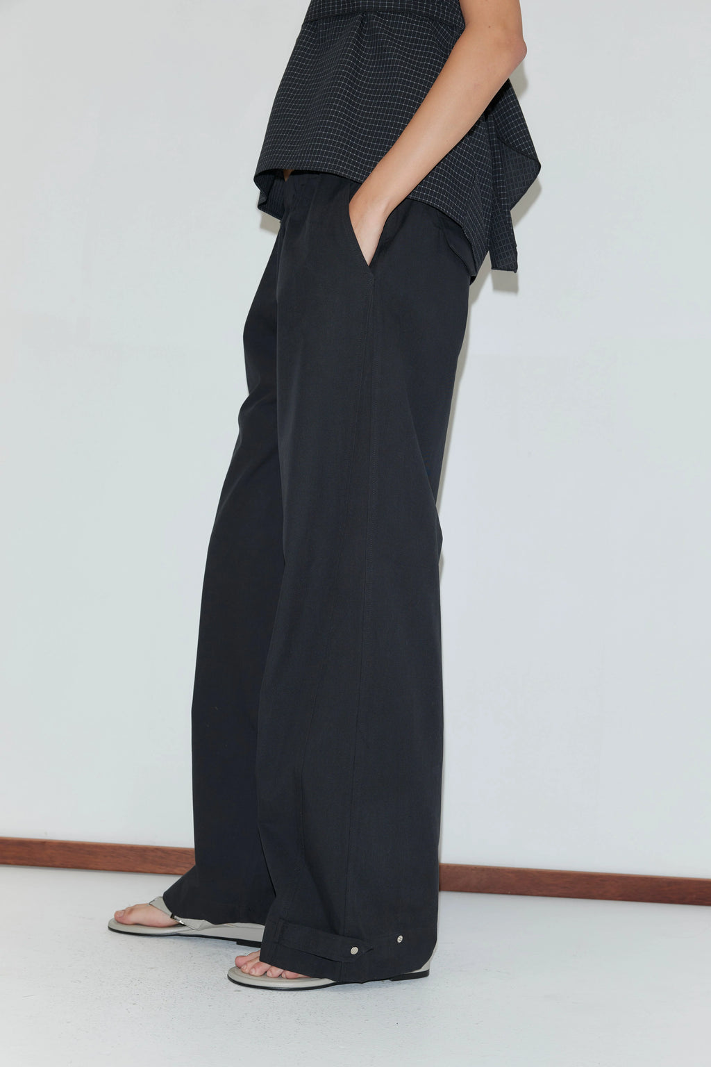 SNAP TAB PANT - BLACK