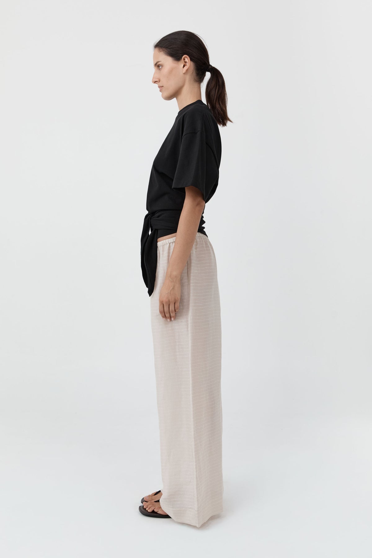 COTTON JERSEY SPLIT BLACK TEE - BLACK