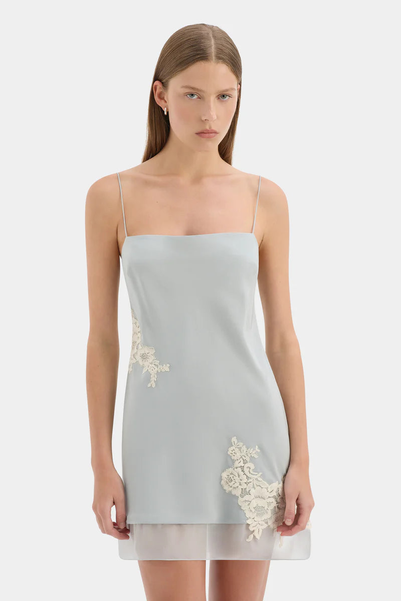(PRE-ORDER) NORIA MINI DRESS - POWDER BLUE